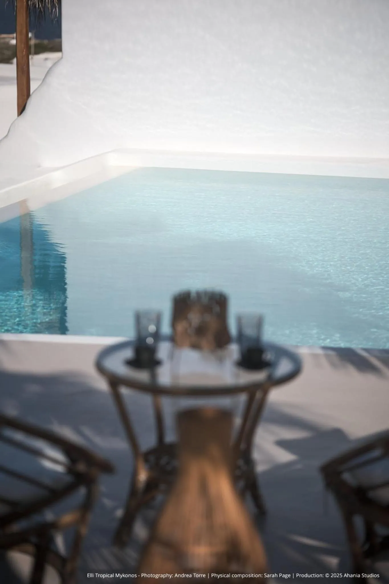Day in ELLI TROPiCAL LUXURY SUITES SUNSET-INFINITY POOL- SEA SIDE-NEAR CENTER PARKING