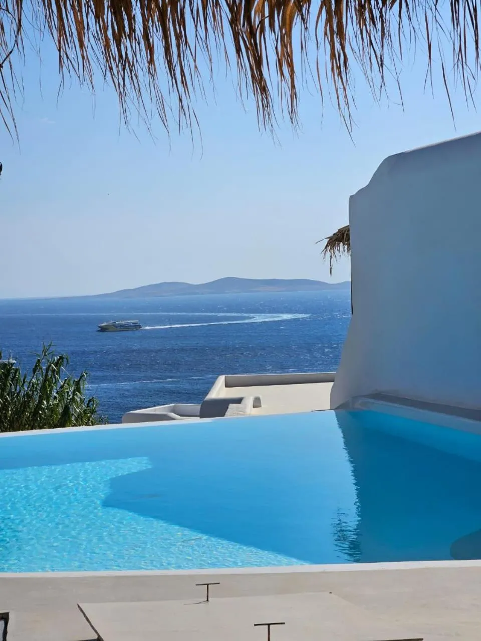 Sea view in ELLI TROPiCAL LUXURY SUITES SUNSET-INFINITY POOL- SEA SIDE-NEAR CENTER PARKING