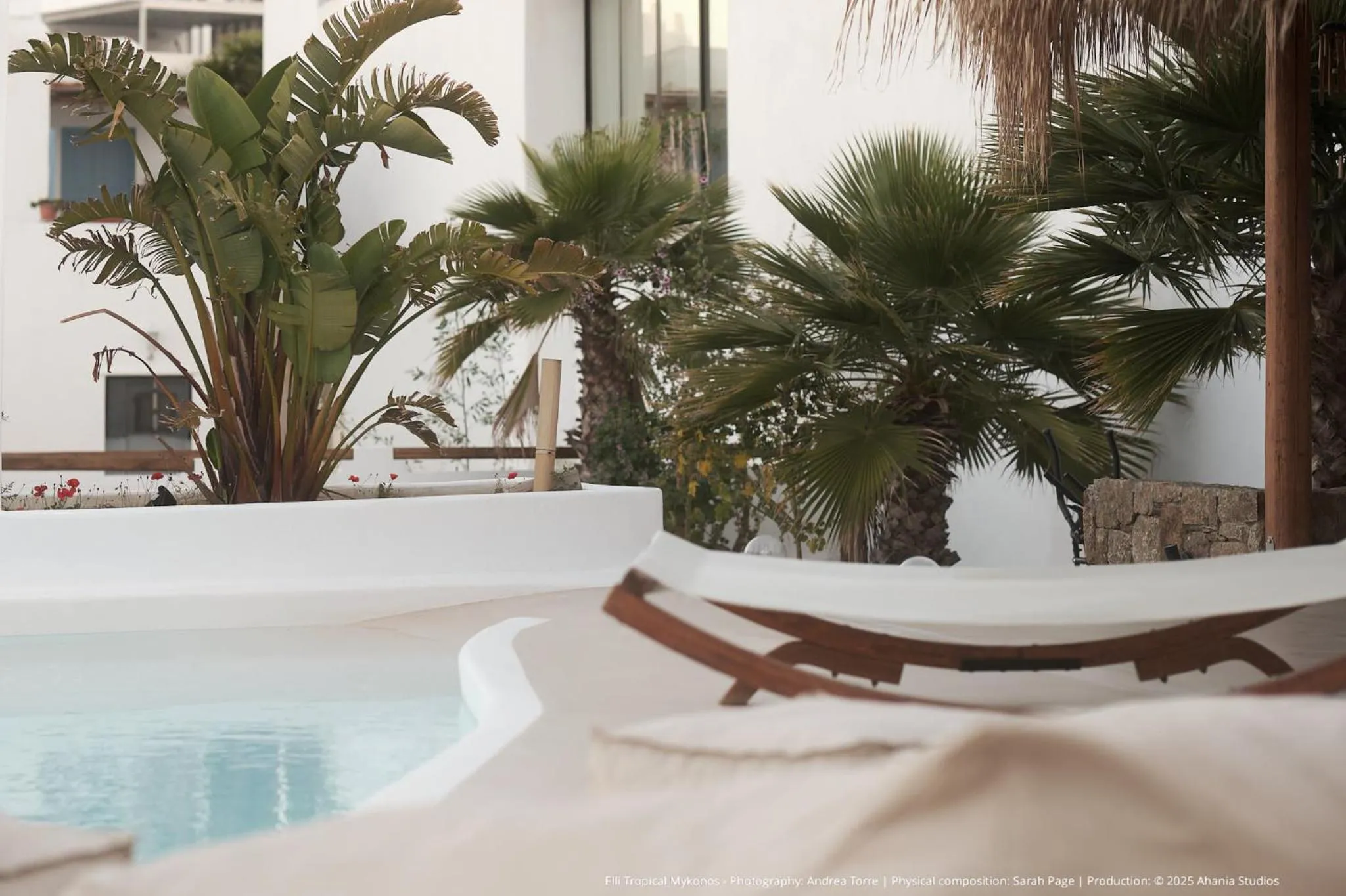 Property building in ELLI TROPiCAL LUXURY SUITES SUNSET-INFINITY POOL- SEA SIDE-NEAR CENTER PARKING