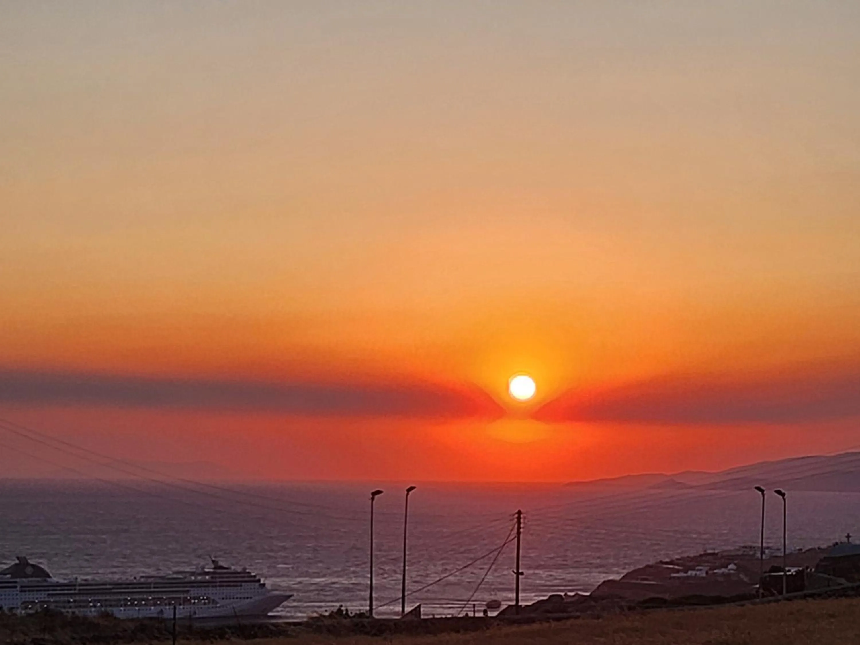 Sunset in ELLI TROPiCAL LUXURY SUITES SUNSET-INFINITY POOL- SEA SIDE-NEAR CENTER PARKING