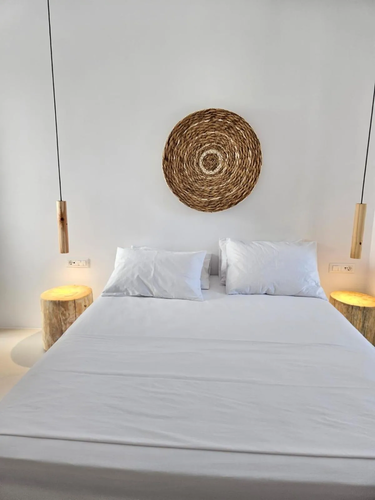 Bedroom, Bed in ELLI TROPiCAL LUXURY SUITES SUNSET-INFINITY POOL- SEA SIDE-NEAR CENTER PARKING
