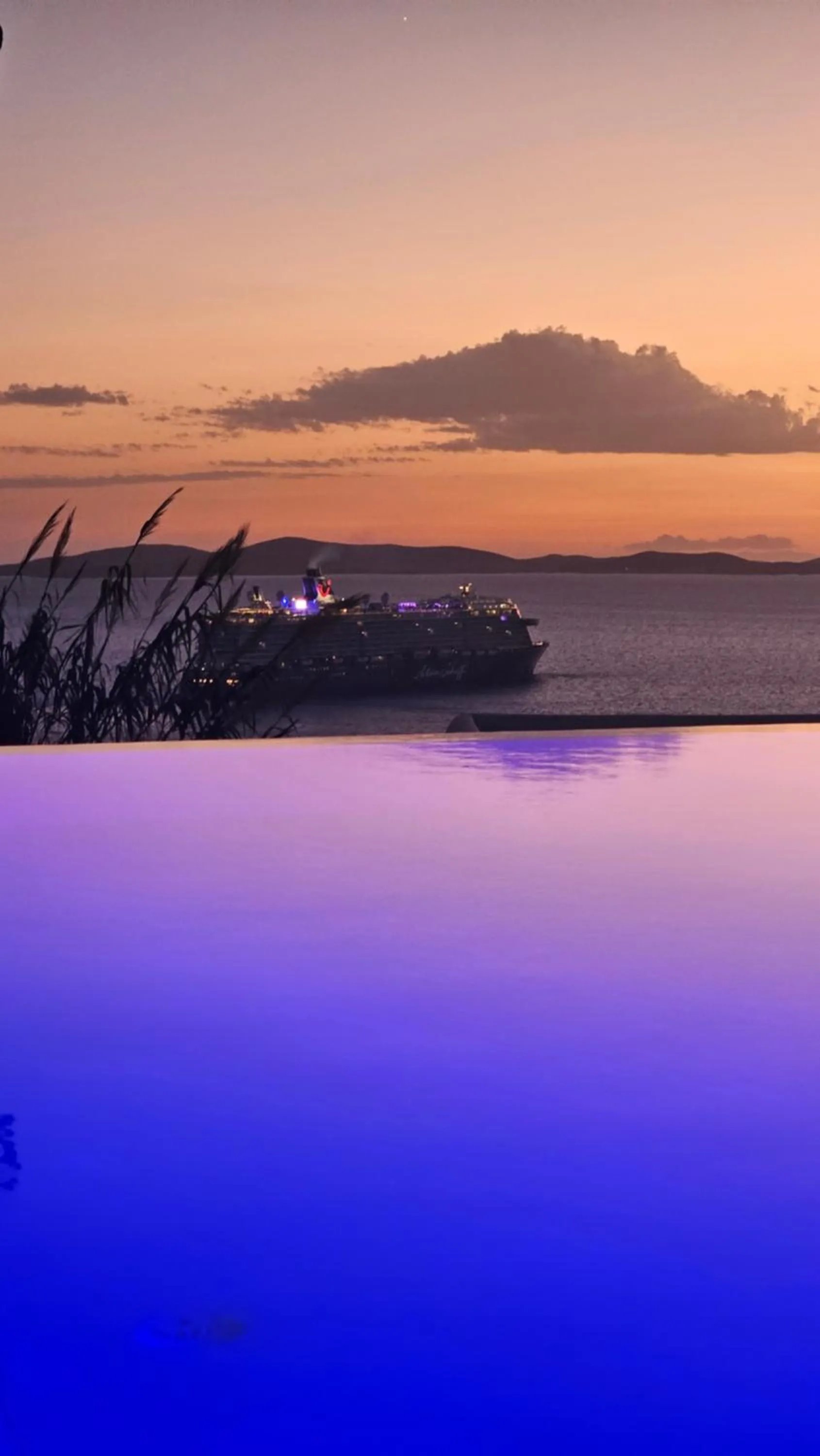 Swimming pool in ELLI TROPiCAL LUXURY SUITES SUNSET-INFINITY POOL- SEA SIDE-NEAR CENTER PARKING