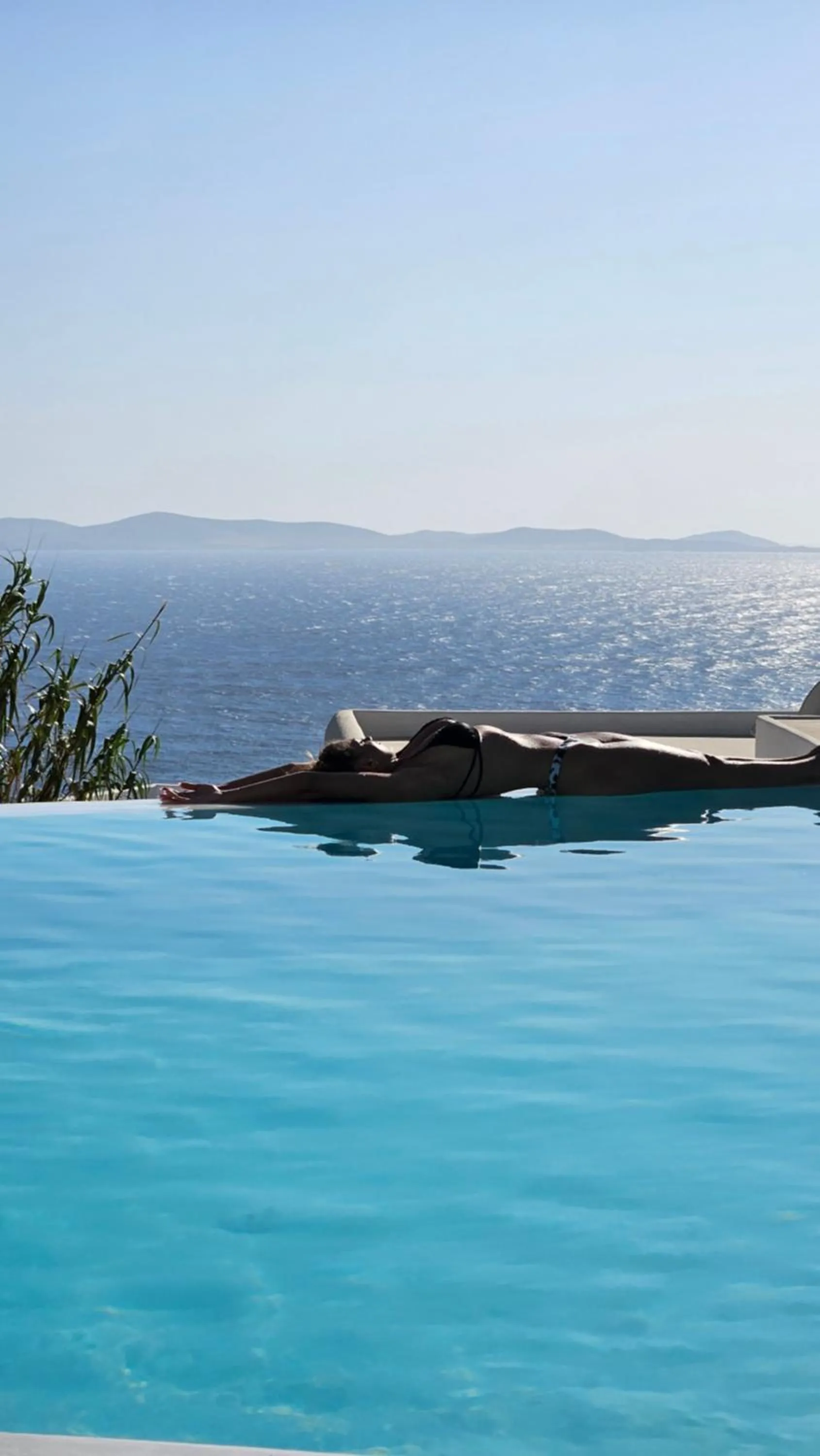 Swimming pool in ELLI TROPiCAL LUXURY SUITES SUNSET-INFINITY POOL- SEA SIDE-NEAR CENTER PARKING