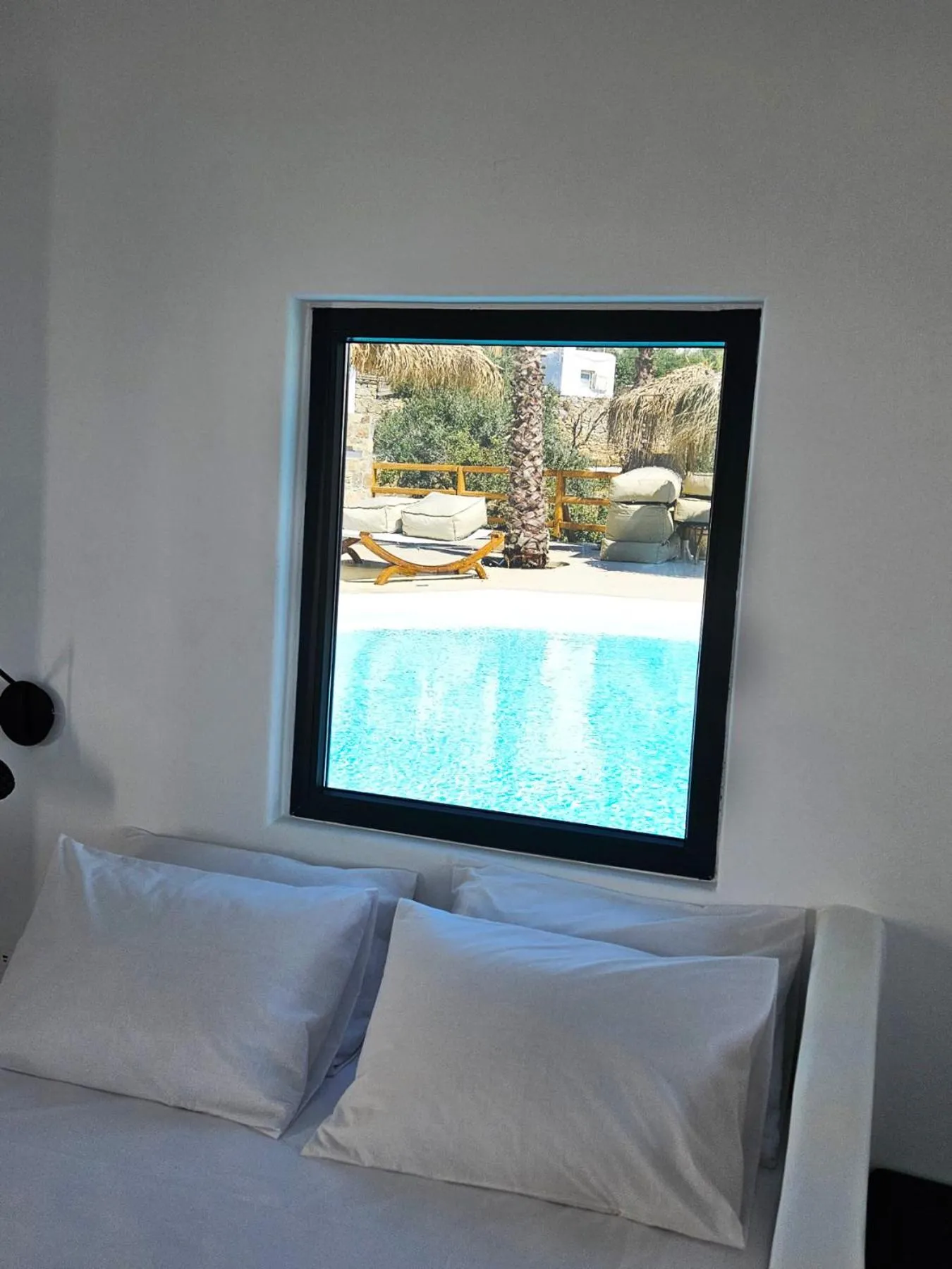 Sea view, Bed in ELLI TROPiCAL LUXURY SUITES SUNSET-INFINITY POOL- SEA SIDE-NEAR CENTER PARKING