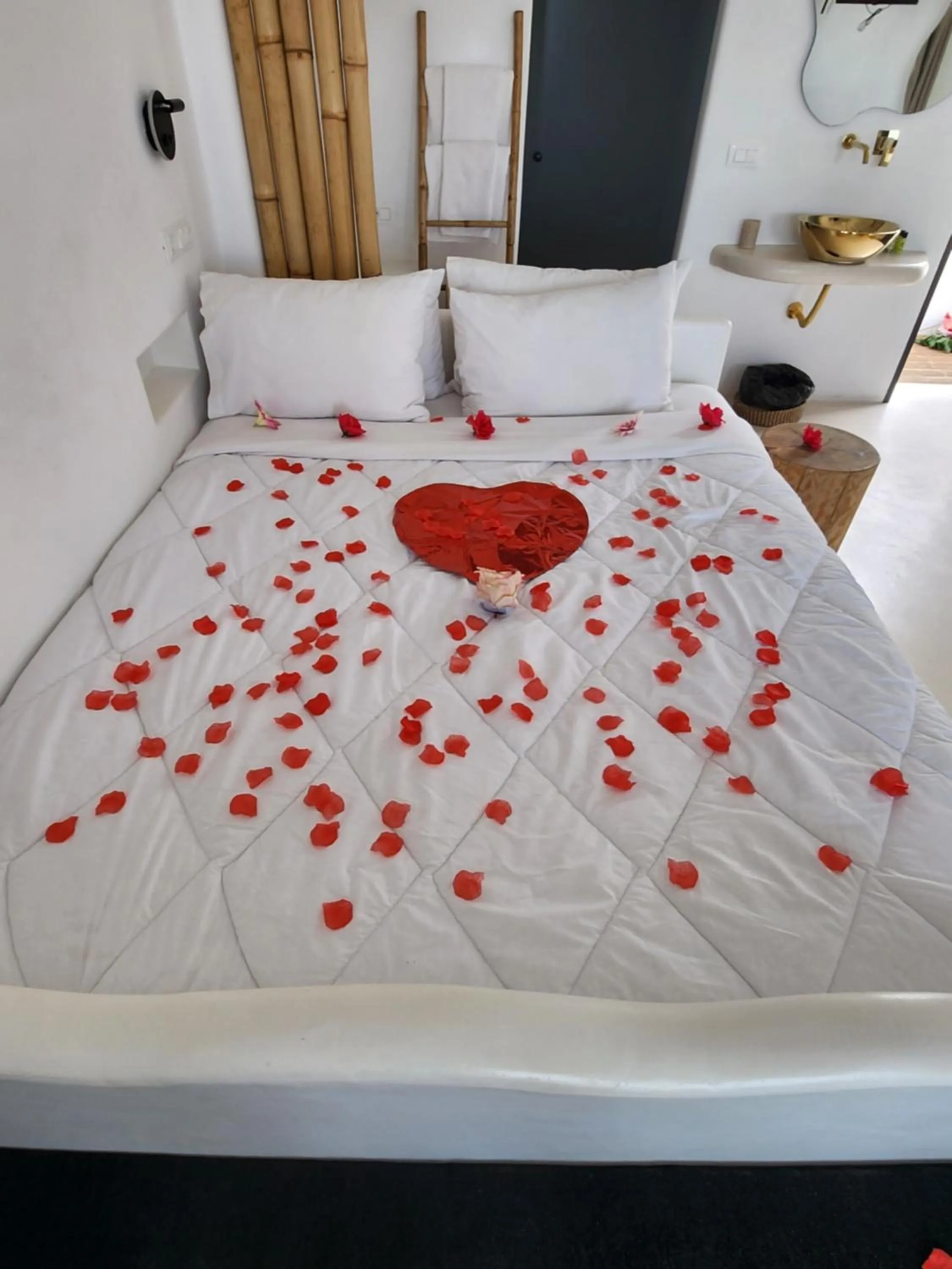 Decorative detail, Bed in ELLI TROPiCAL LUXURY SUITES SUNSET-INFINITY POOL- SEA SIDE-NEAR CENTER PARKING