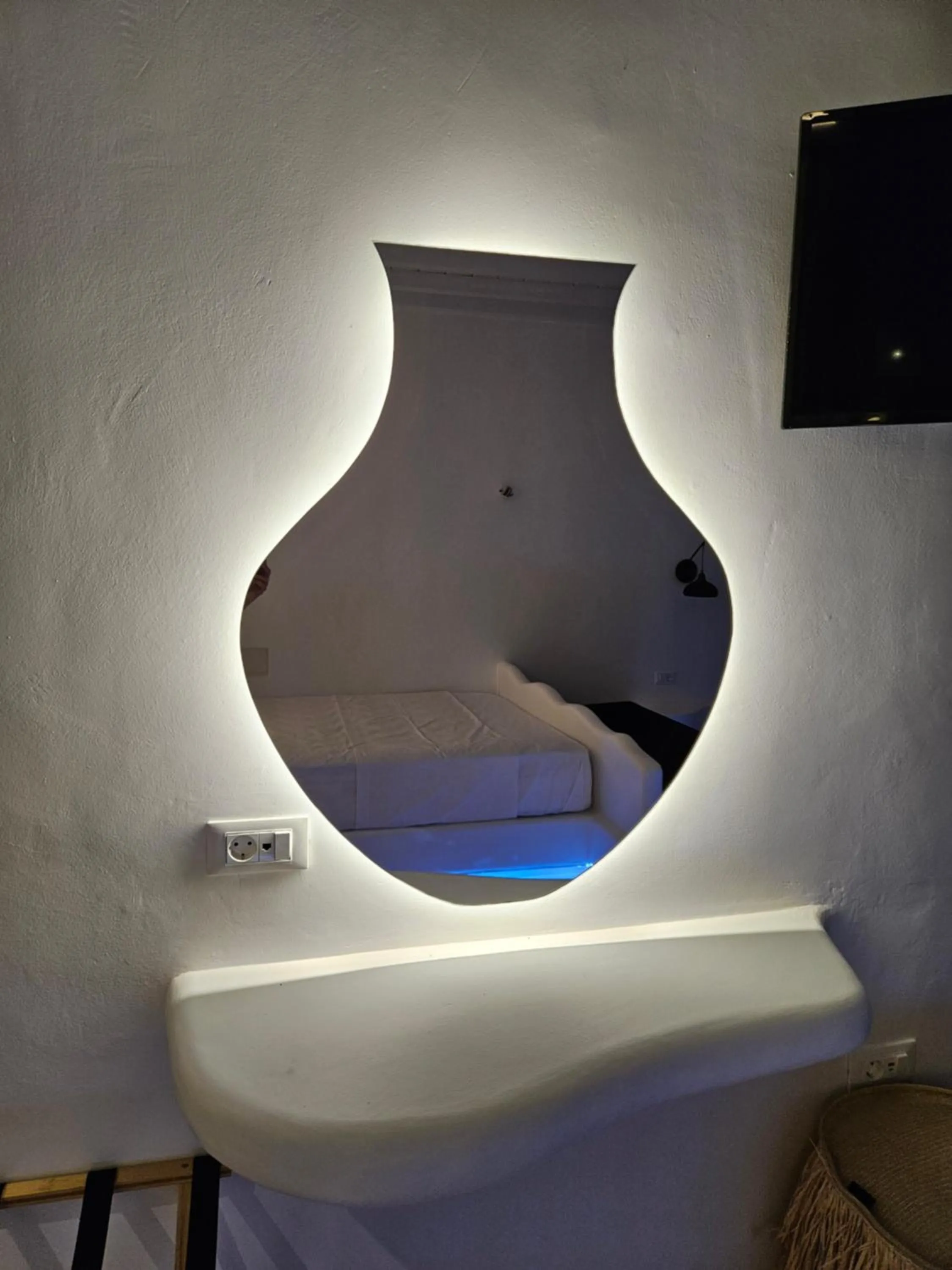 Decorative detail in ELLI TROPiCAL LUXURY SUITES SUNSET-INFINITY POOL- SEA SIDE-NEAR CENTER PARKING