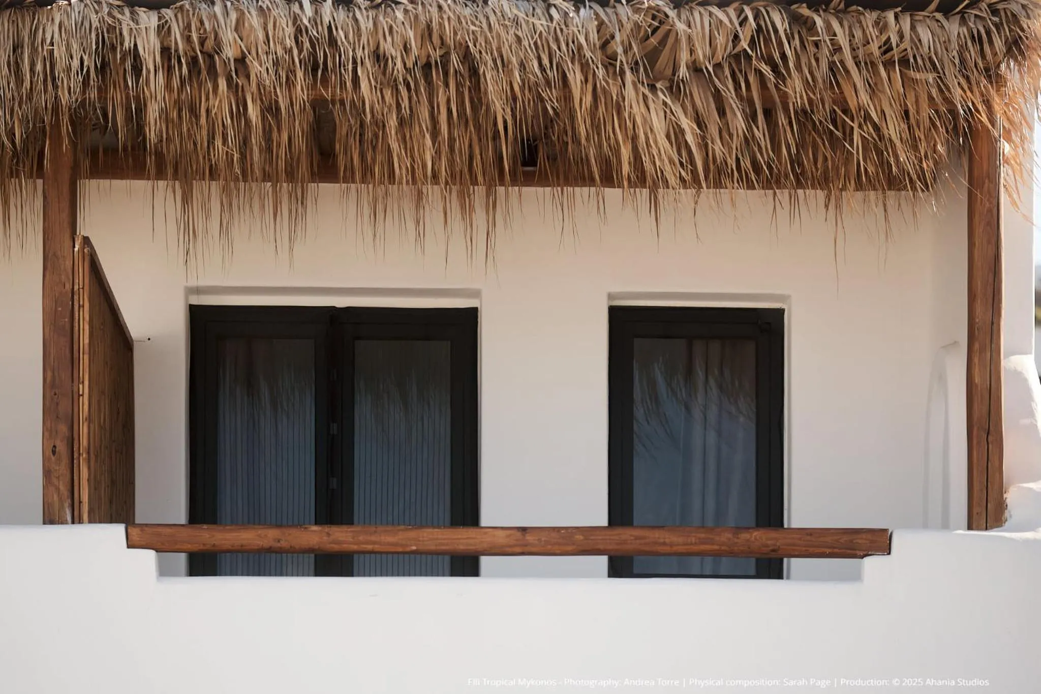 Property building in ELLI TROPiCAL LUXURY SUITES SUNSET-INFINITY POOL- SEA SIDE-NEAR CENTER PARKING