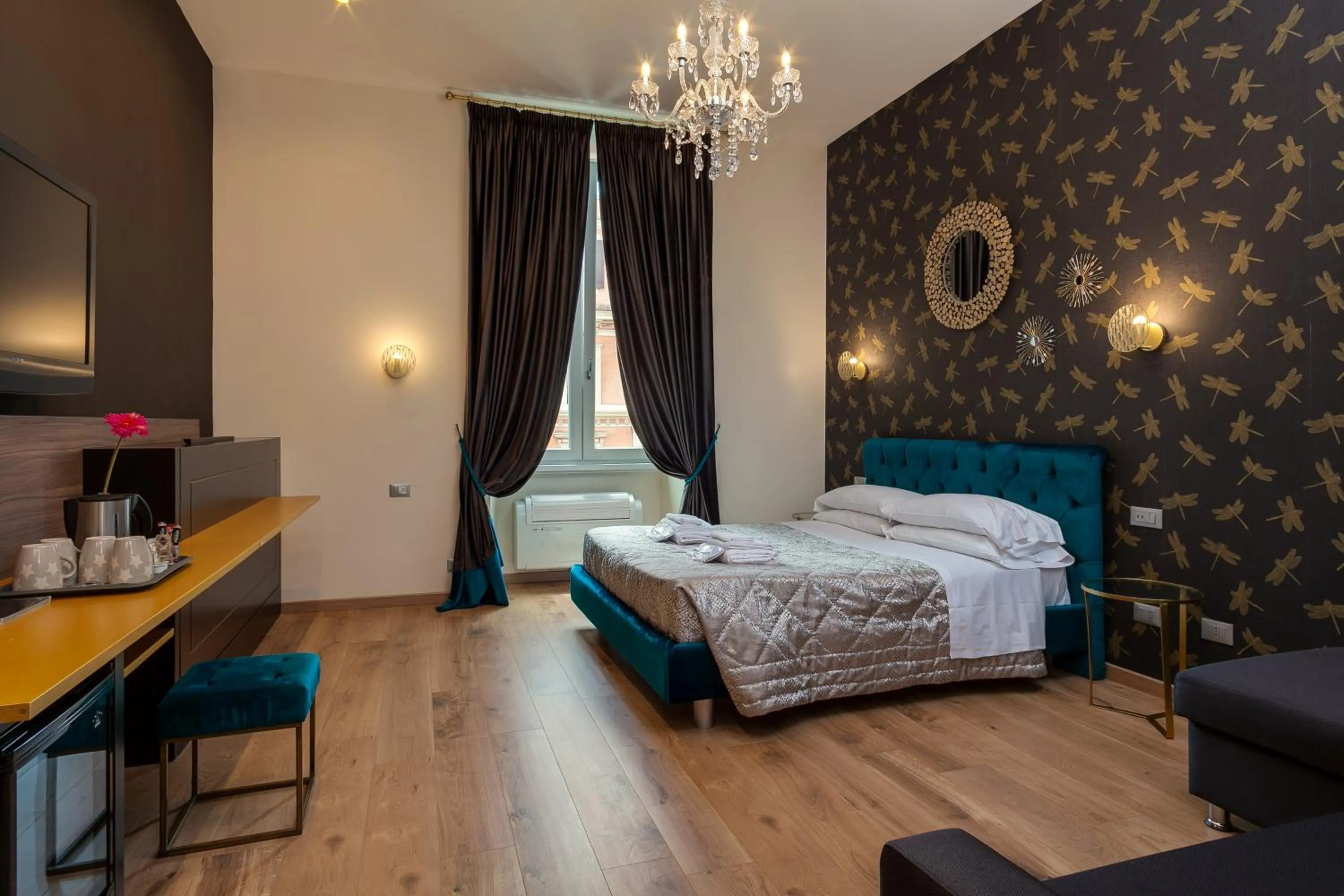 Bed in Flat 285 La Suite