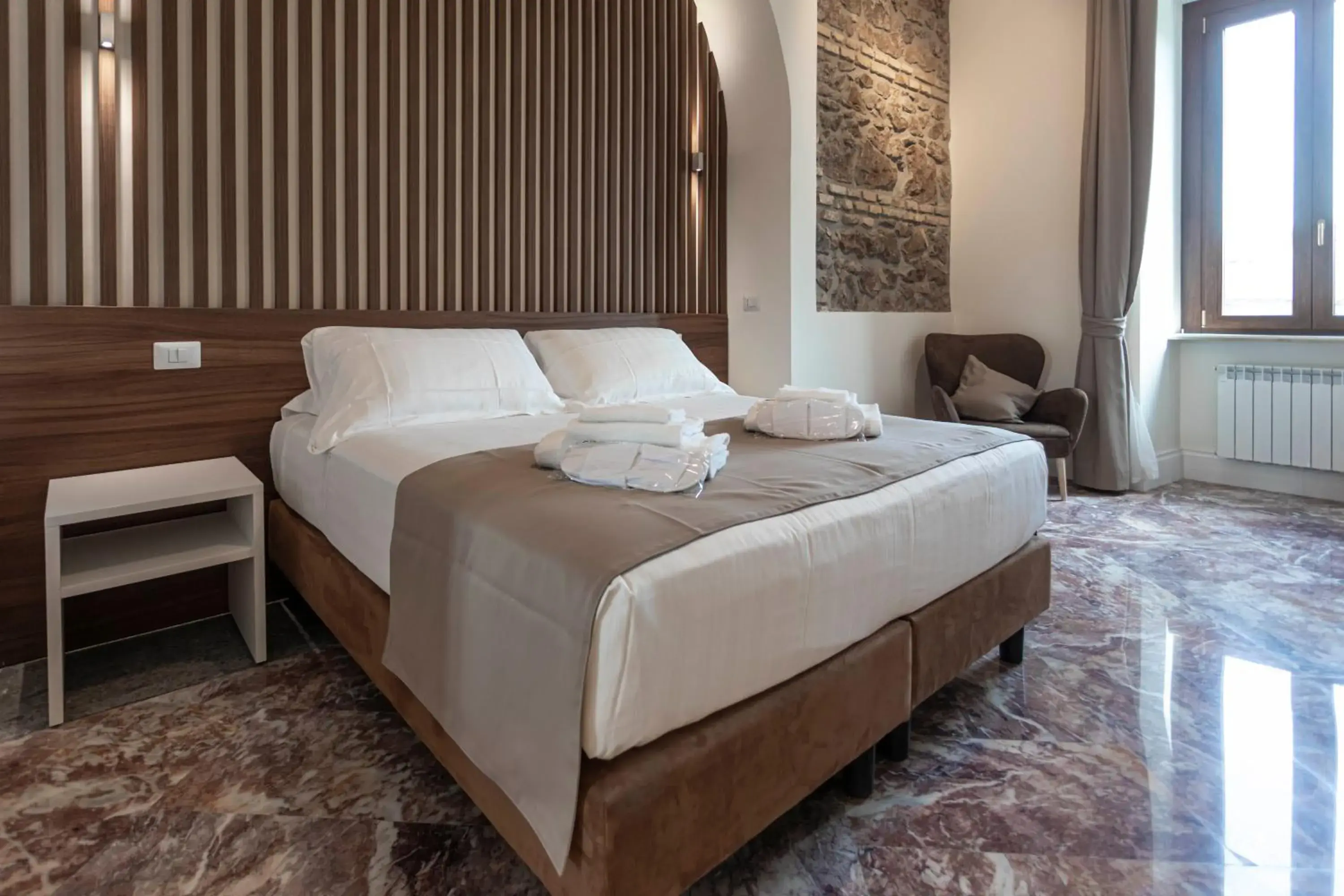 Bed in Flat 285 La Suite Bed in Flat 285 La Suite