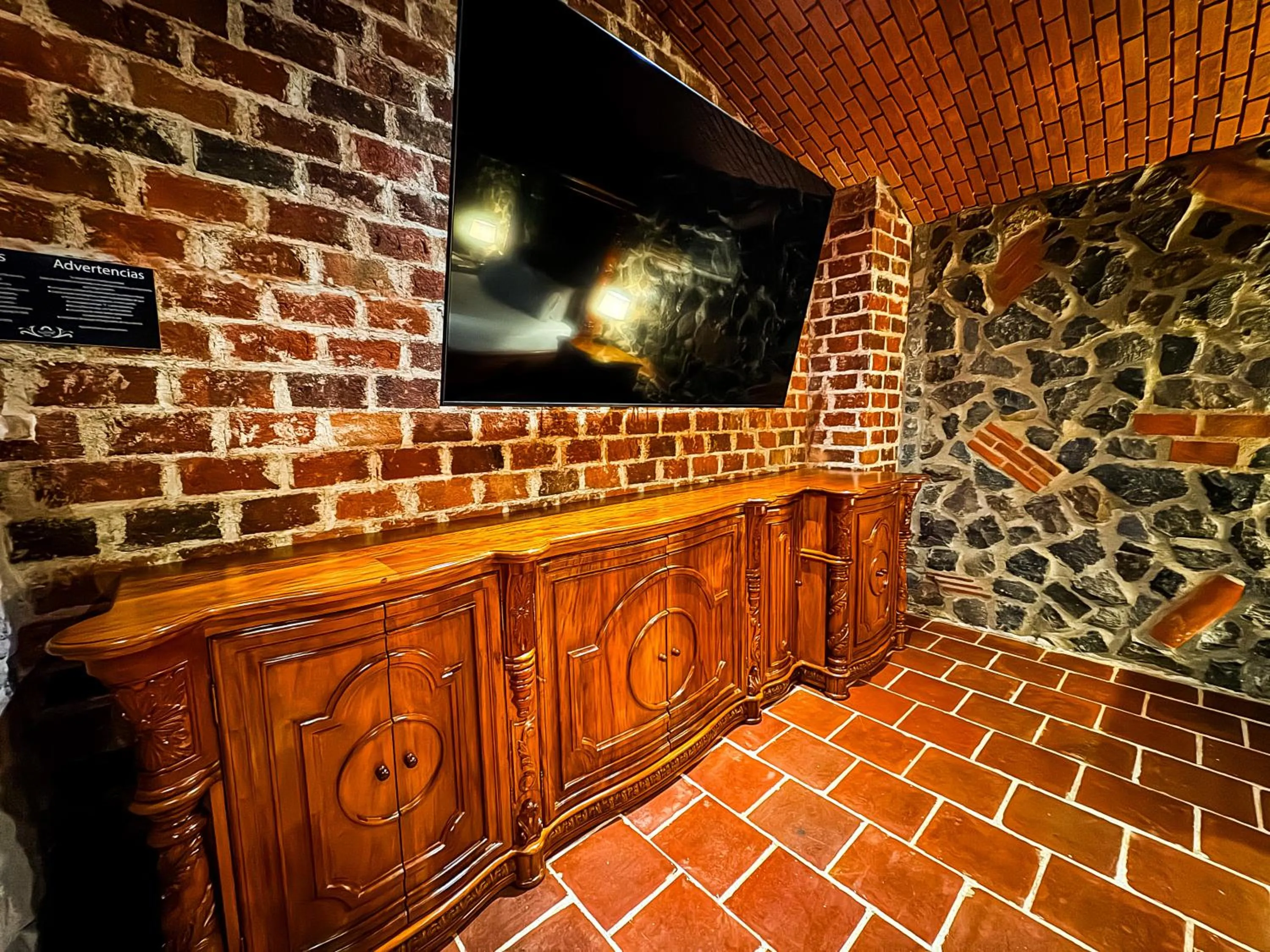 TV and multimedia in Le Suisse Spa