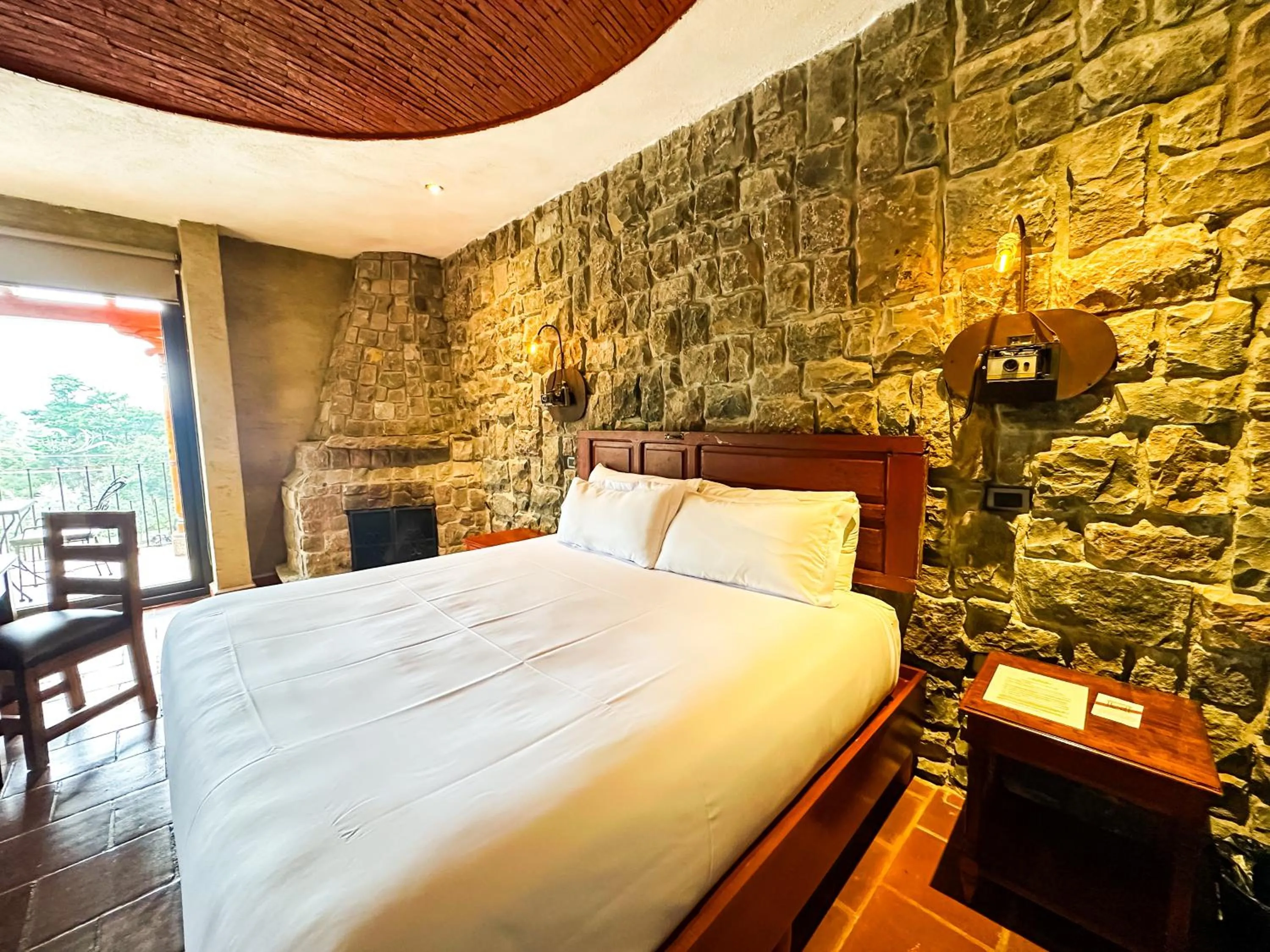 Bed in Le Suisse Spa