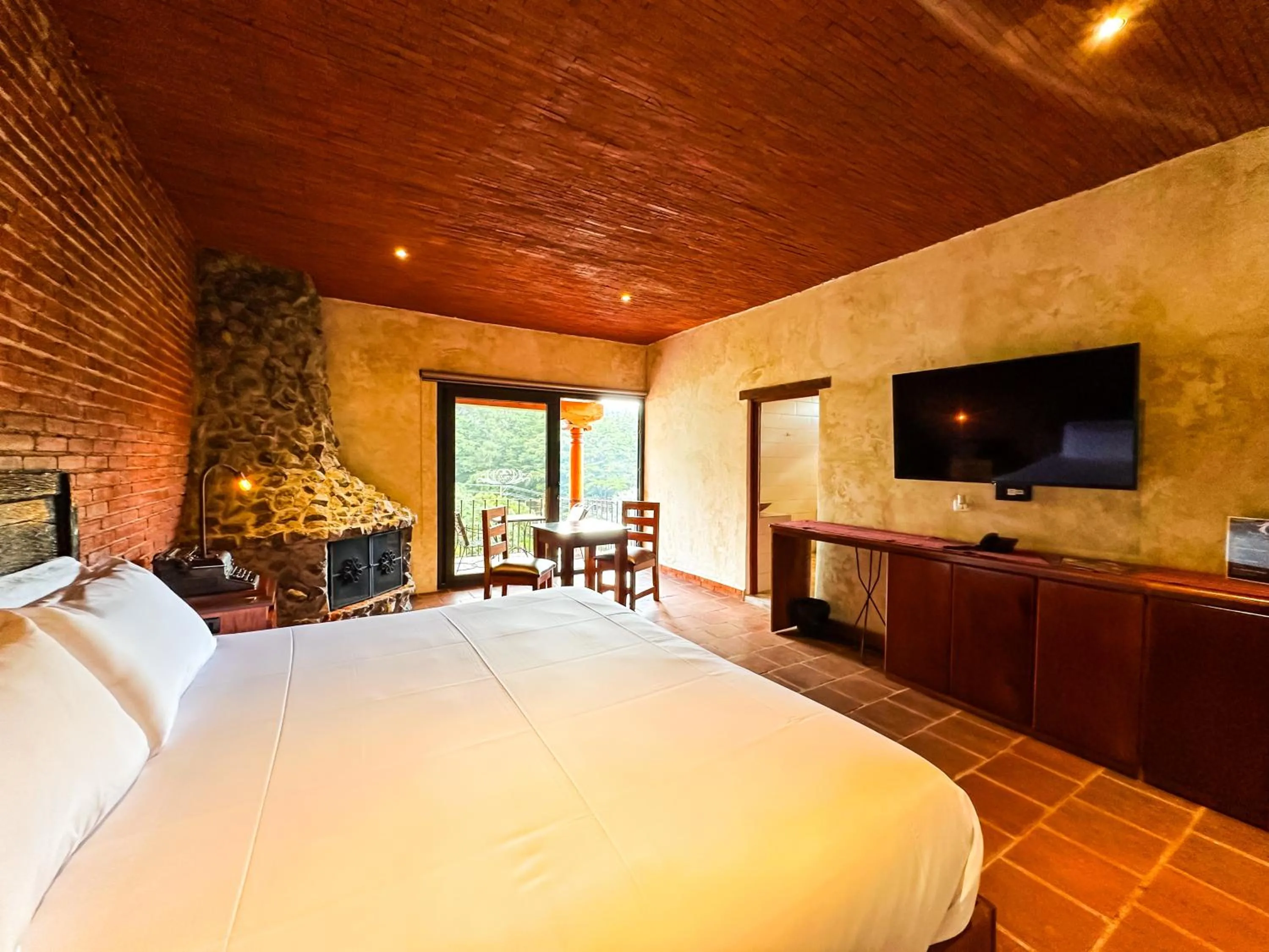 Bed in Le Suisse Spa