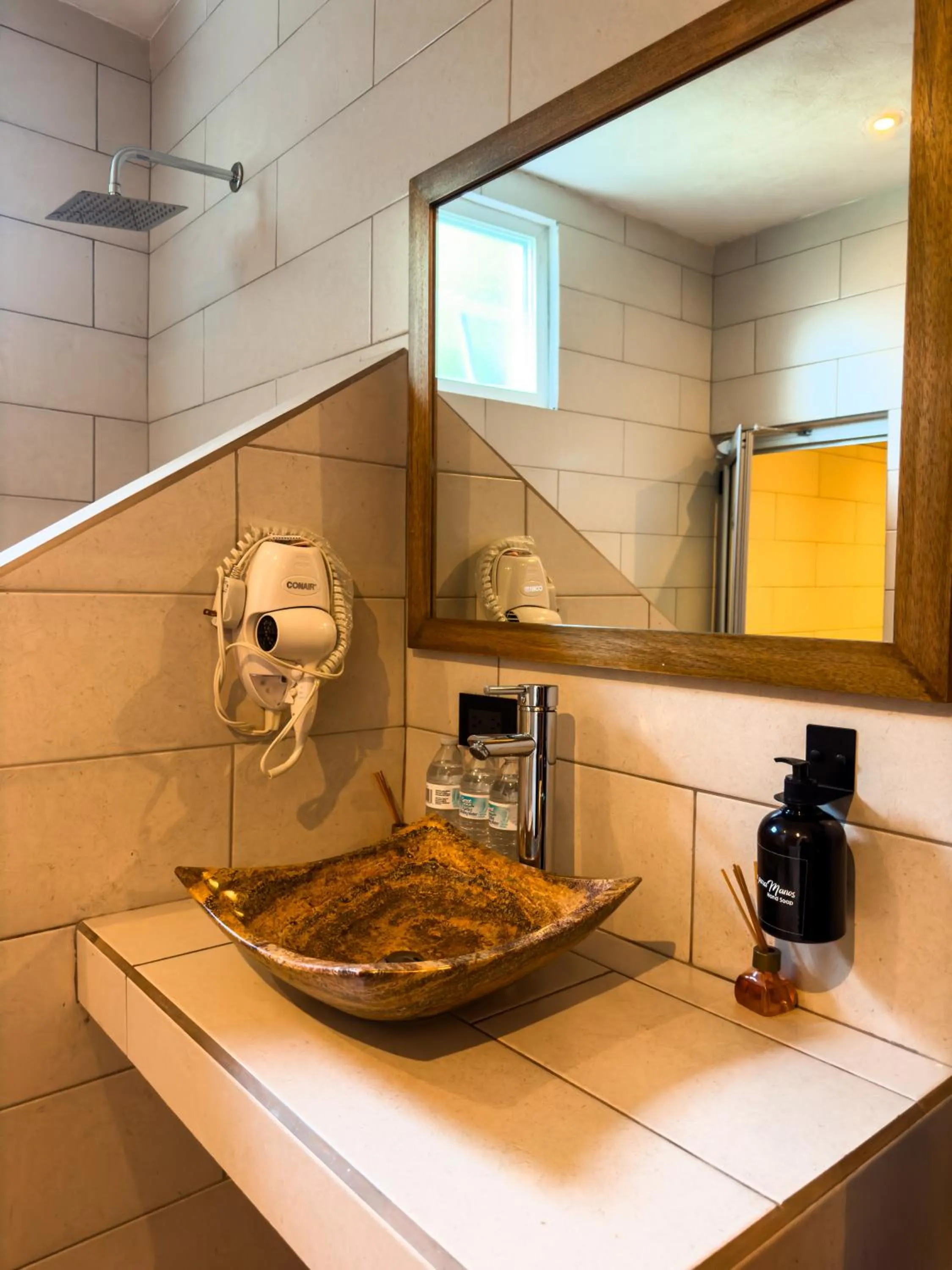 Bathroom in Le Suisse Spa