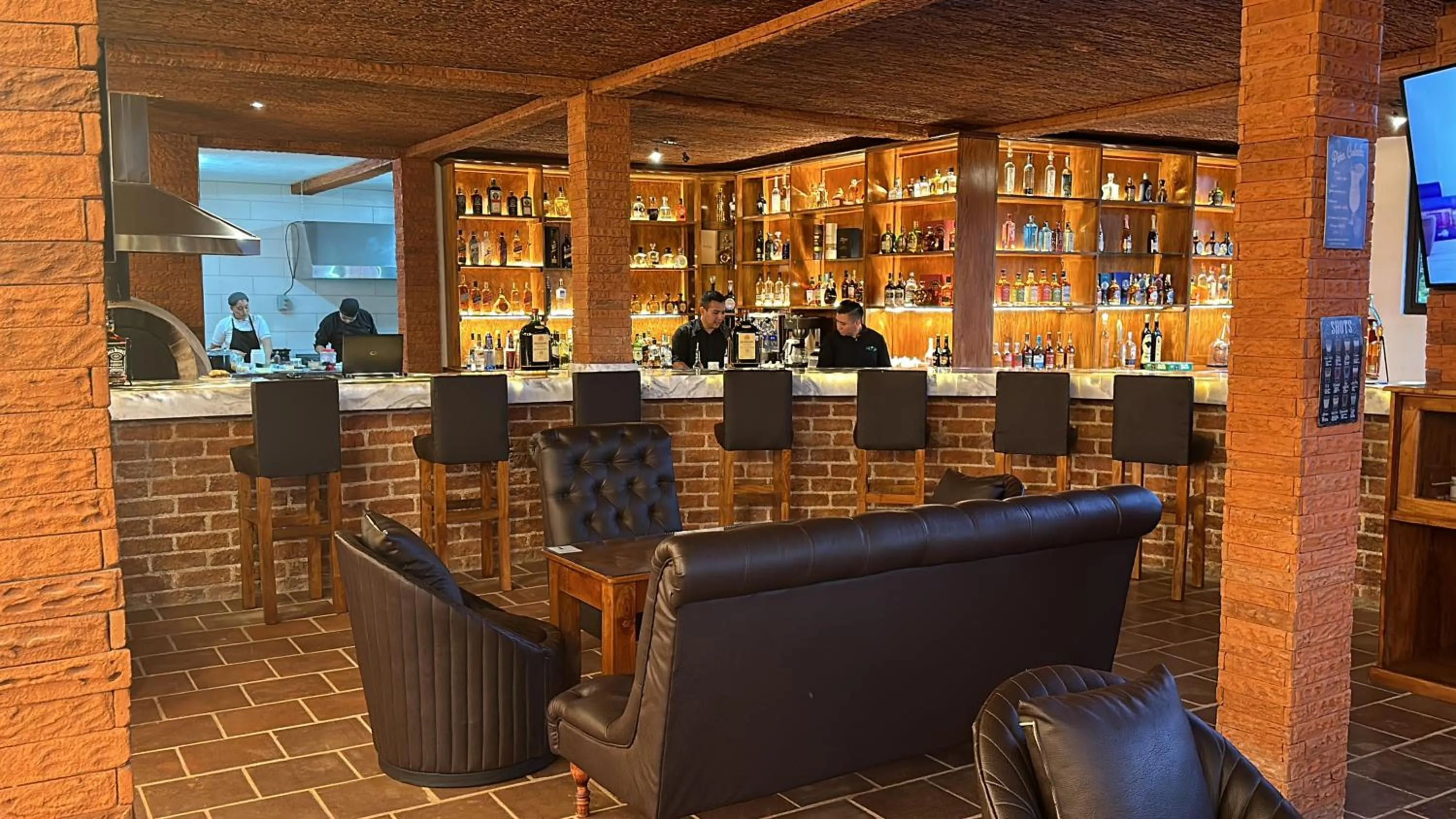 Restaurant/places to eat in Le Suisse Spa