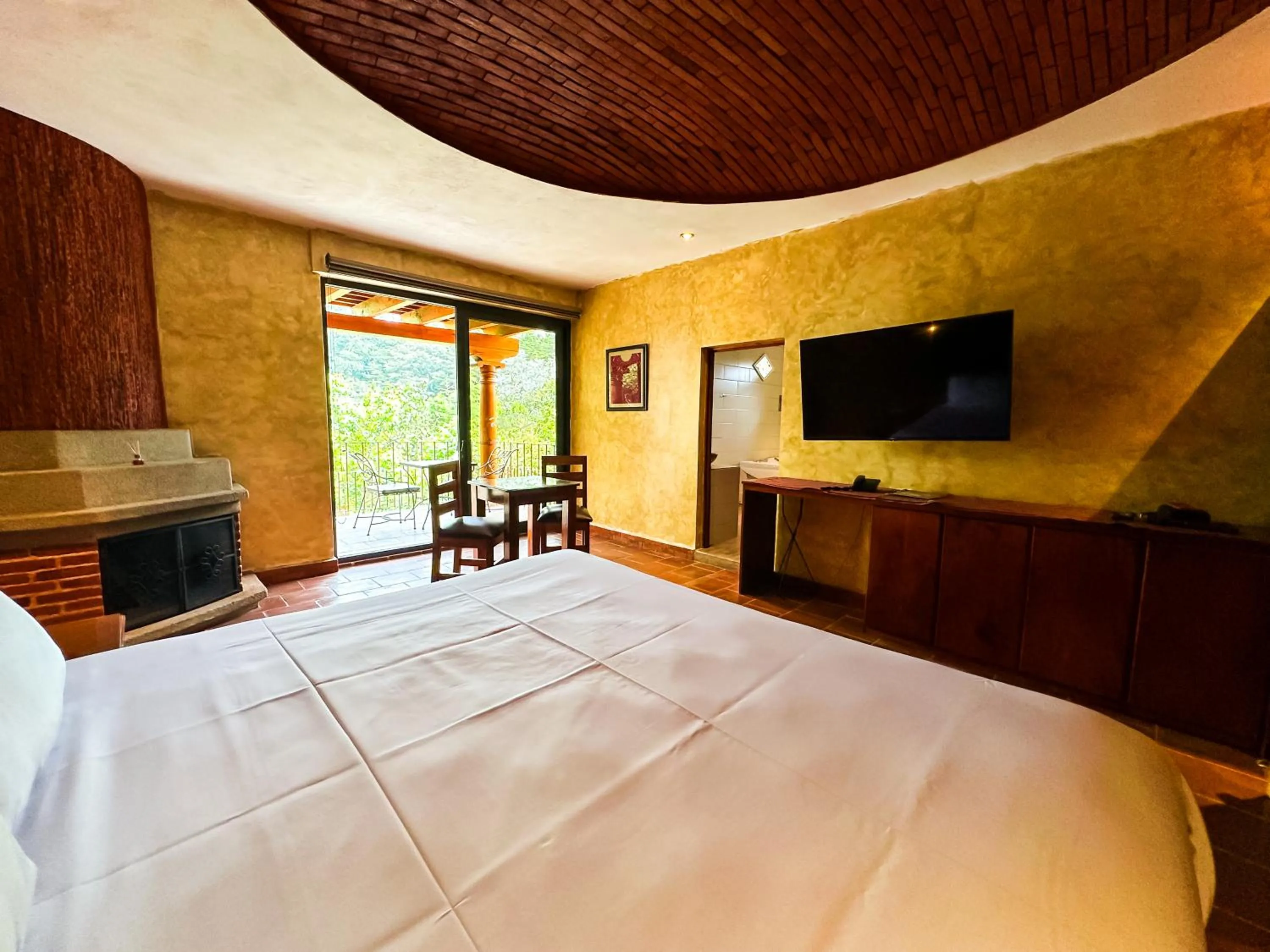 Bed in Le Suisse Spa