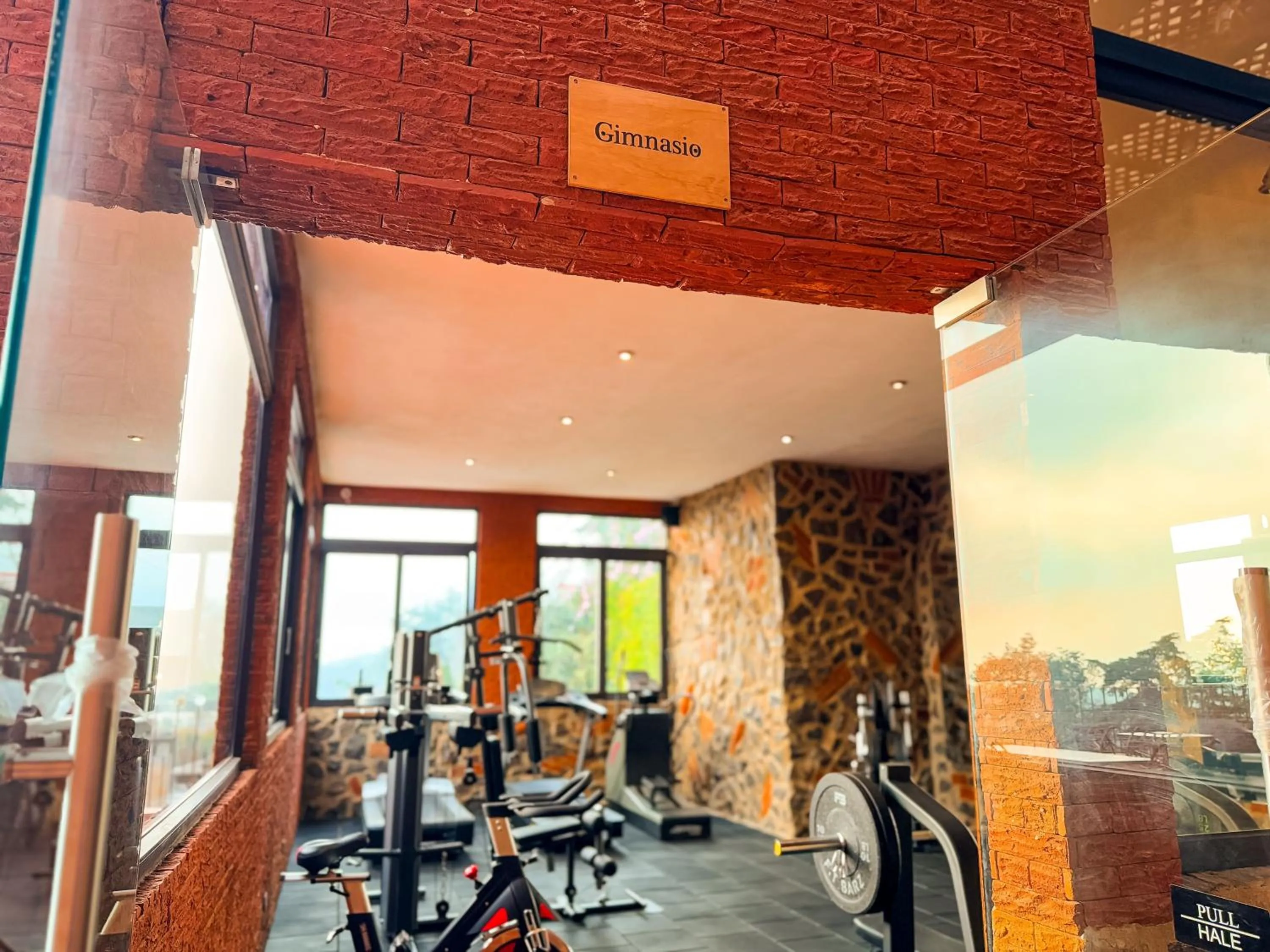 Fitness centre/facilities in Le Suisse Spa