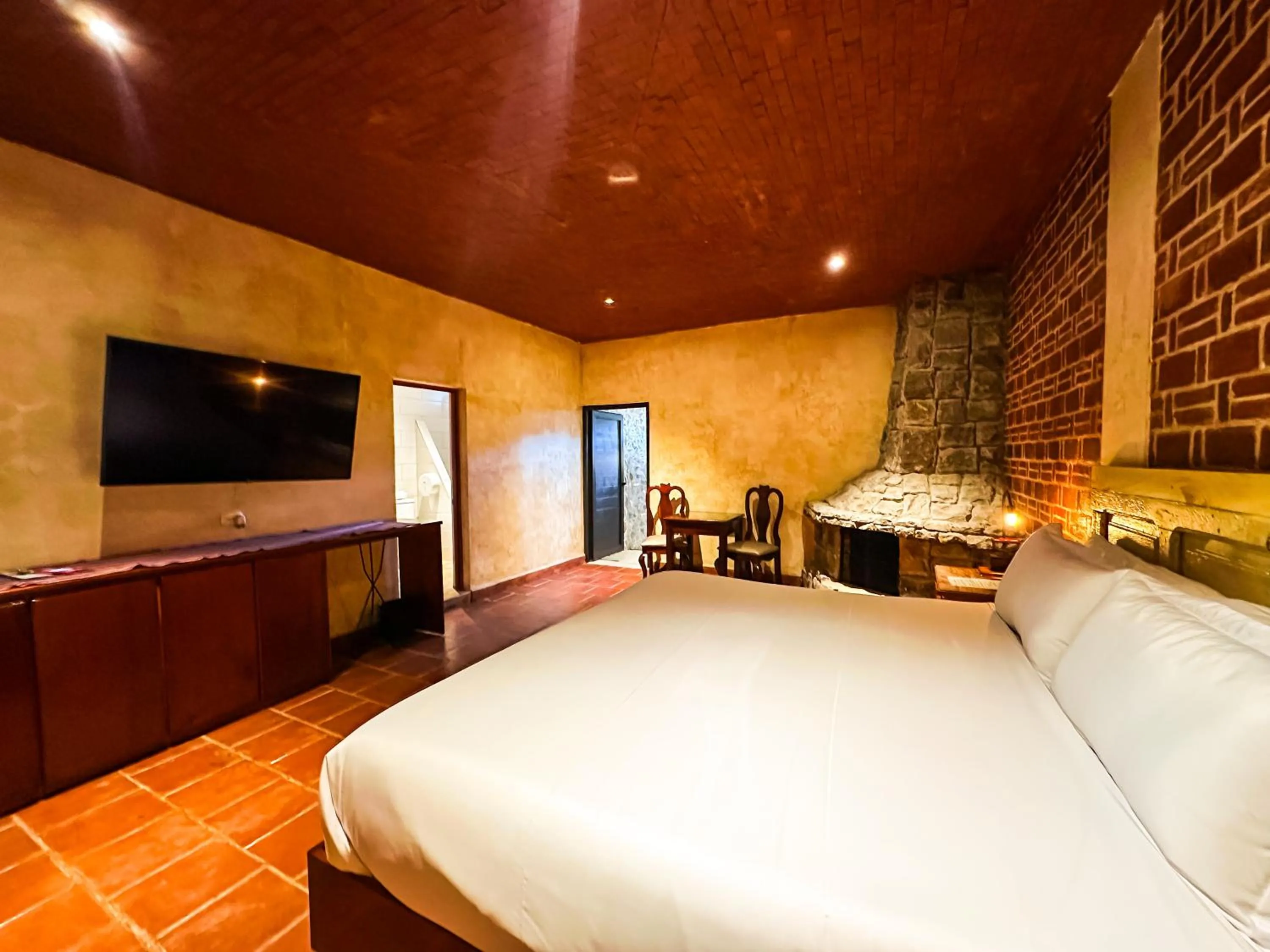 Bed in Le Suisse Spa