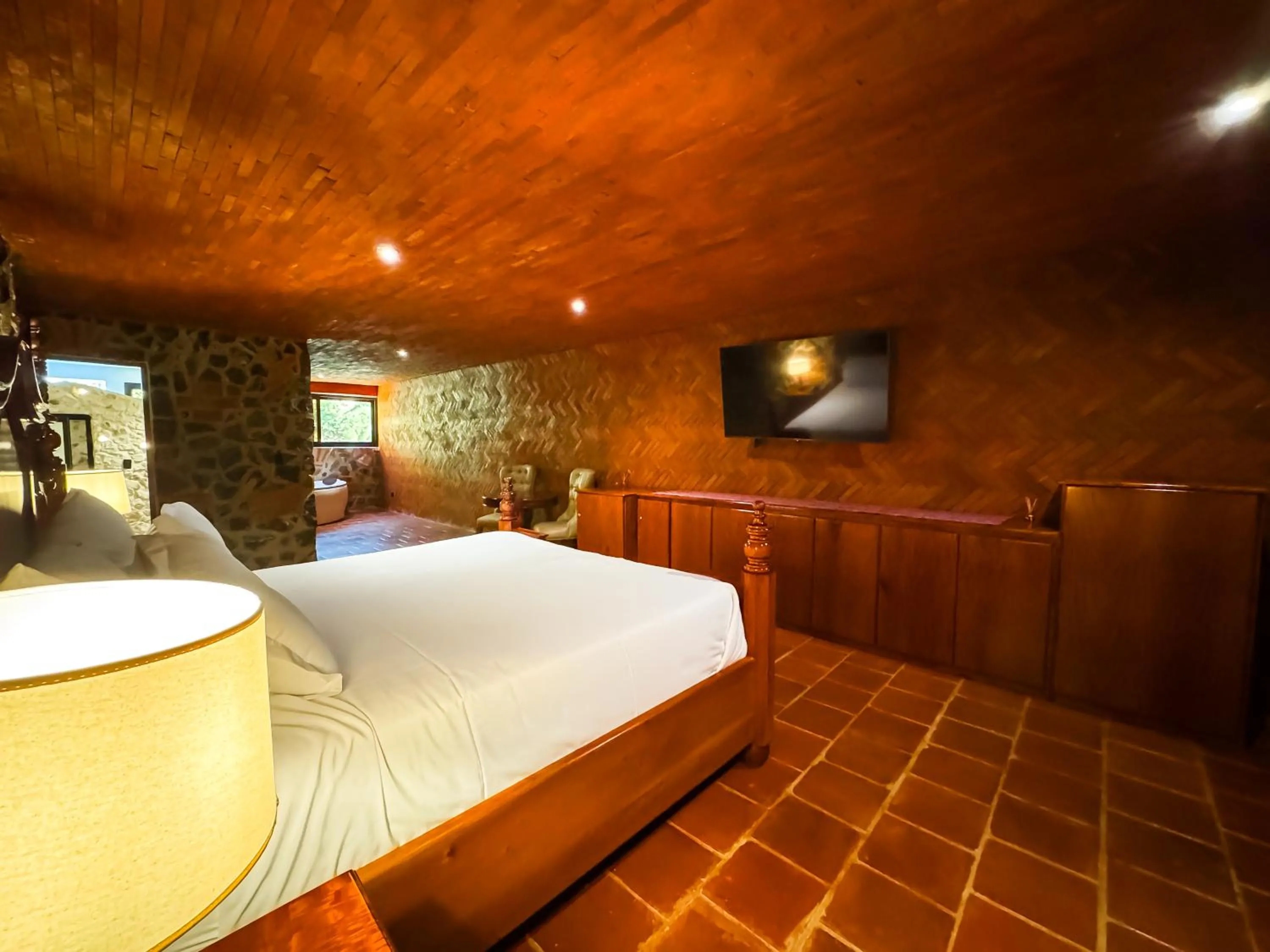 Bed in Le Suisse Spa