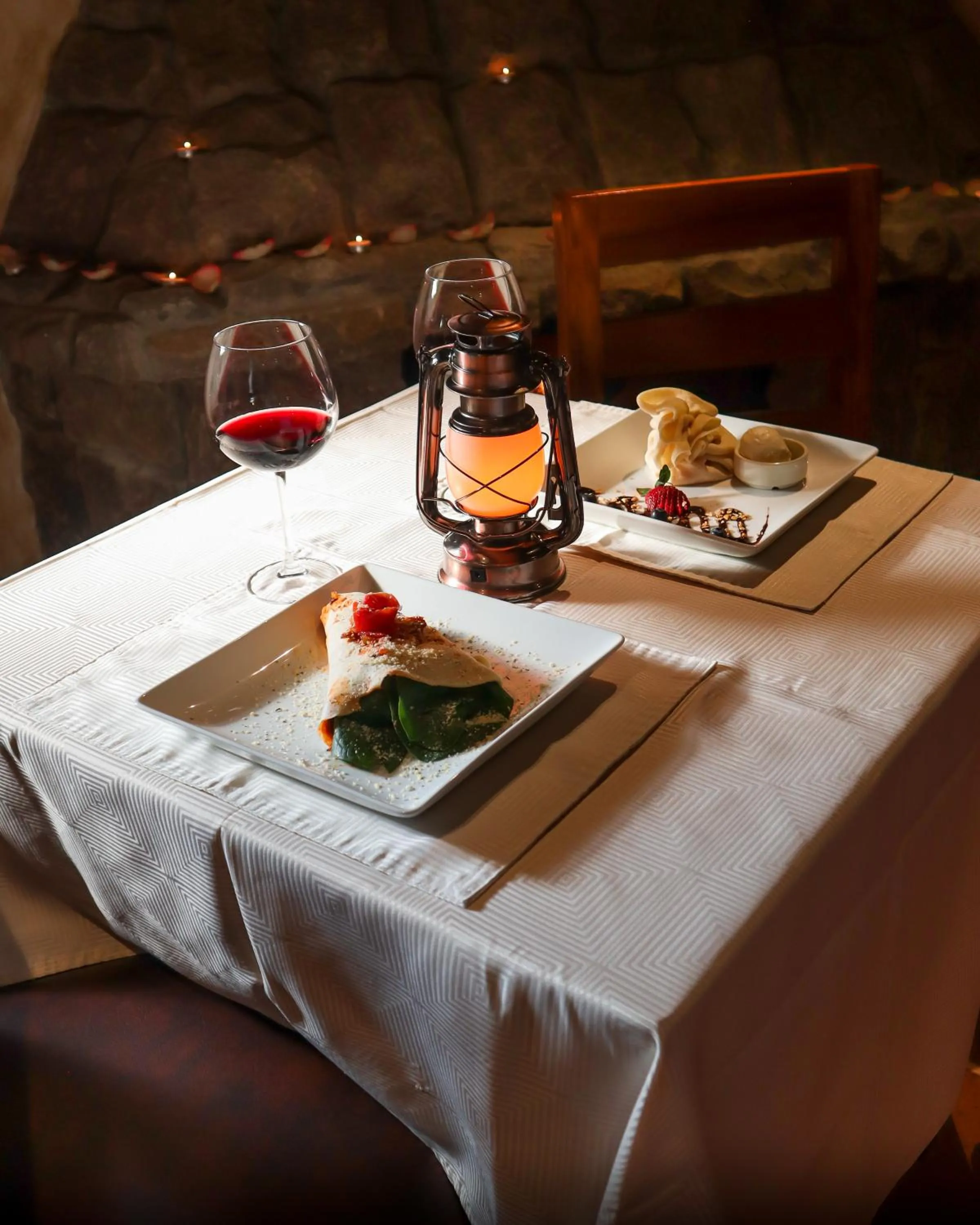 Restaurant/places to eat in Le Suisse Spa