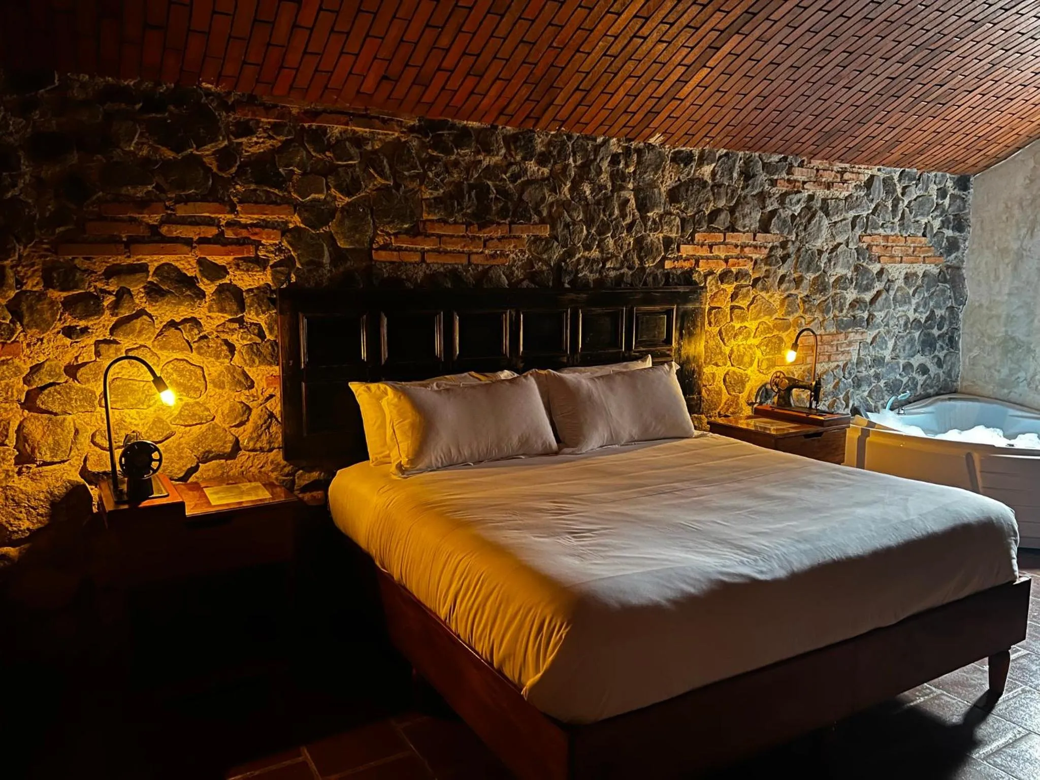 Bed in Le Suisse Spa