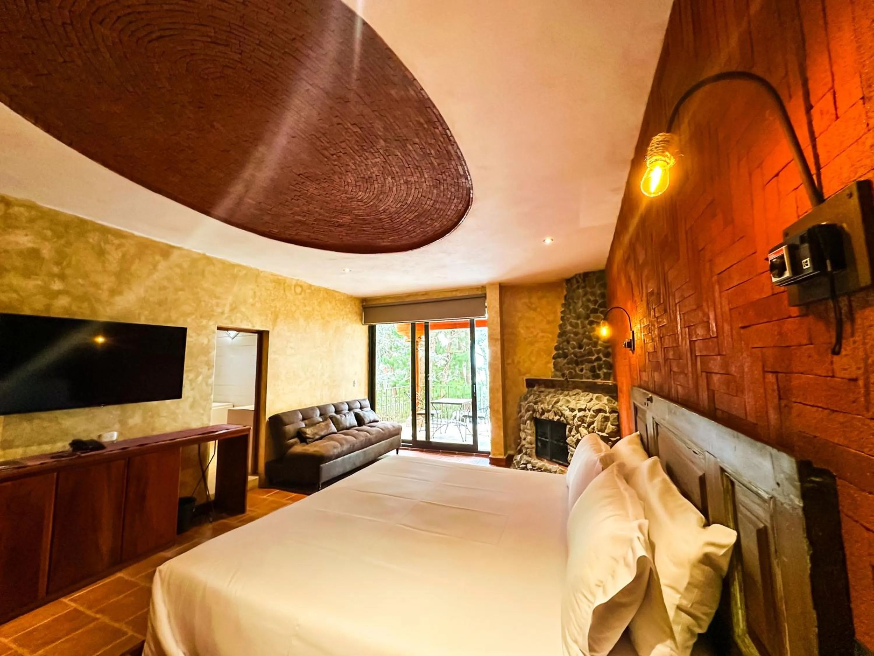 Bed in Le Suisse Spa