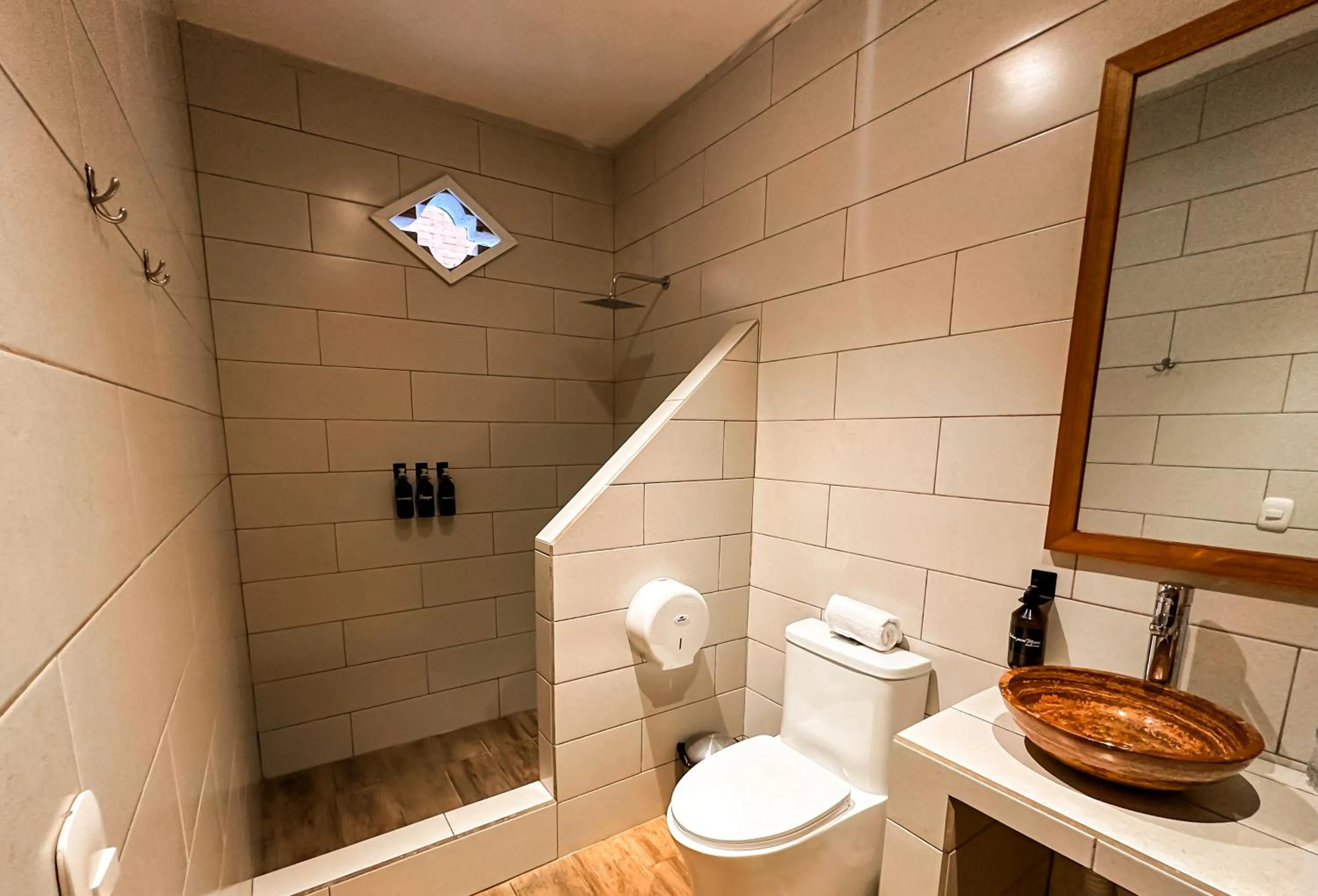 Shower in Le Suisse Spa