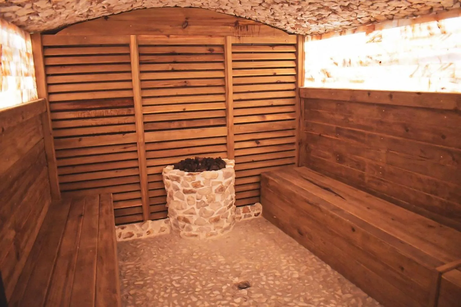 Sauna in Le Suisse Spa
