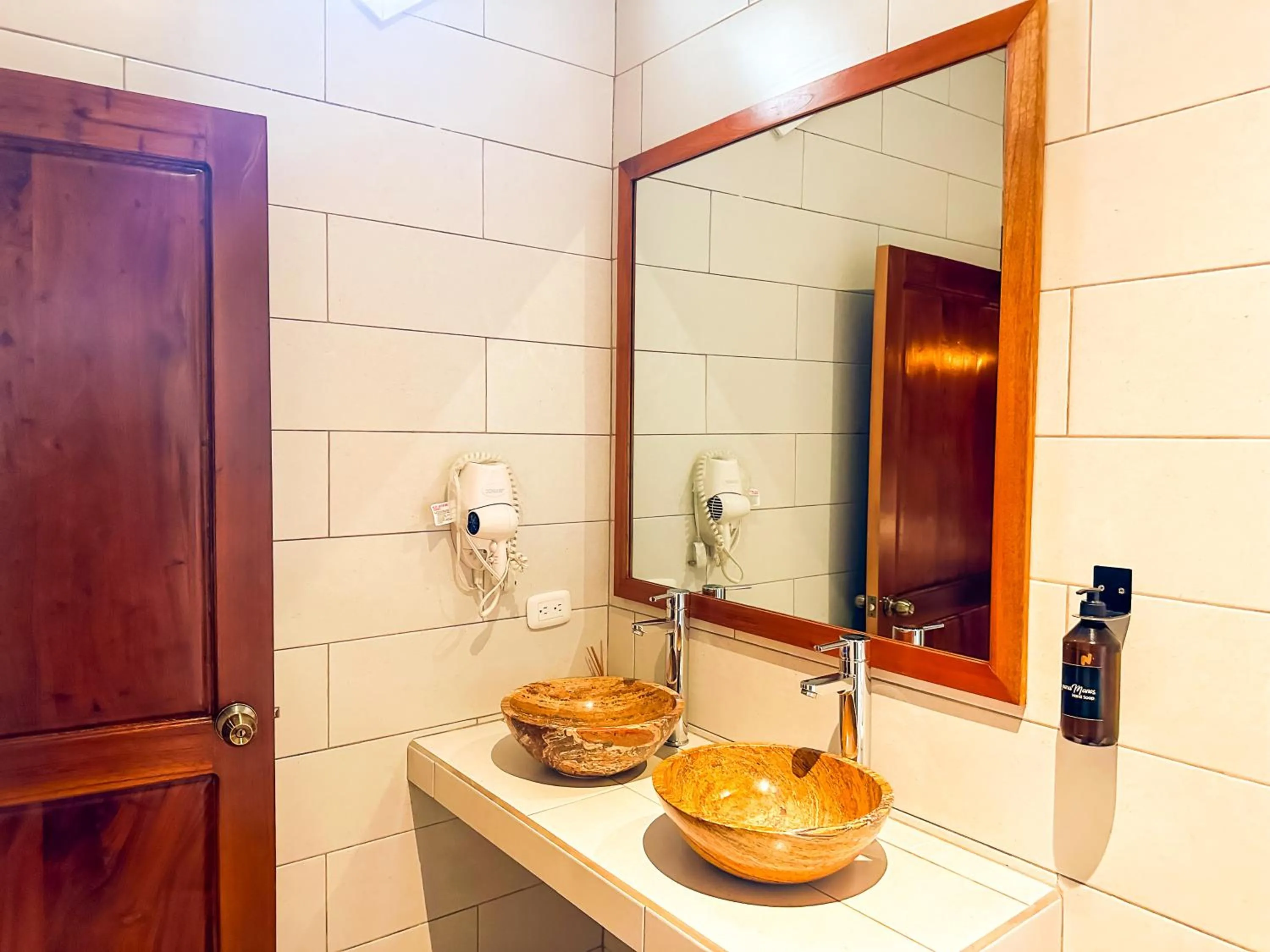 Bathroom in Le Suisse Spa