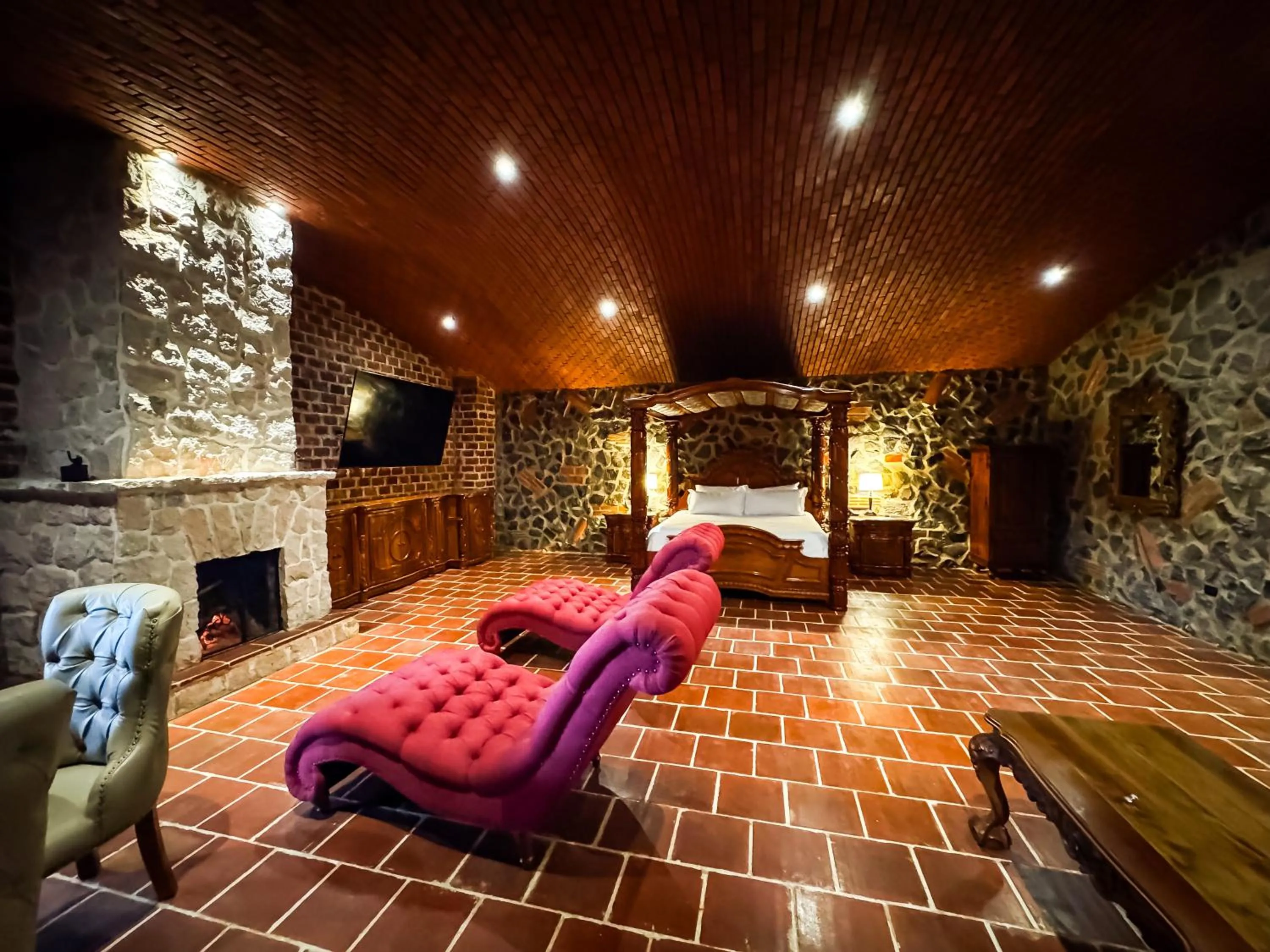 Bed in Le Suisse Spa