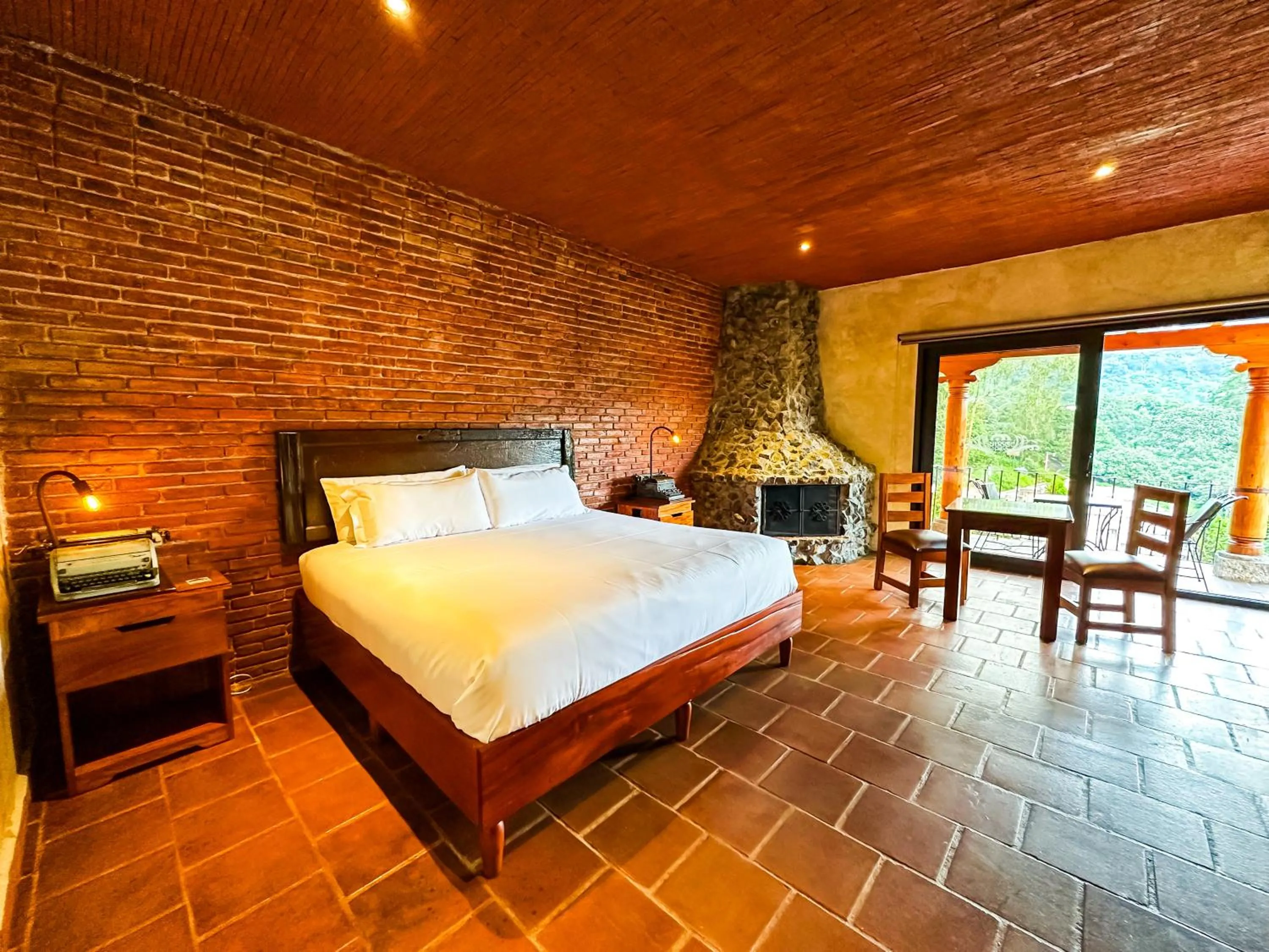 Bed in Le Suisse Spa