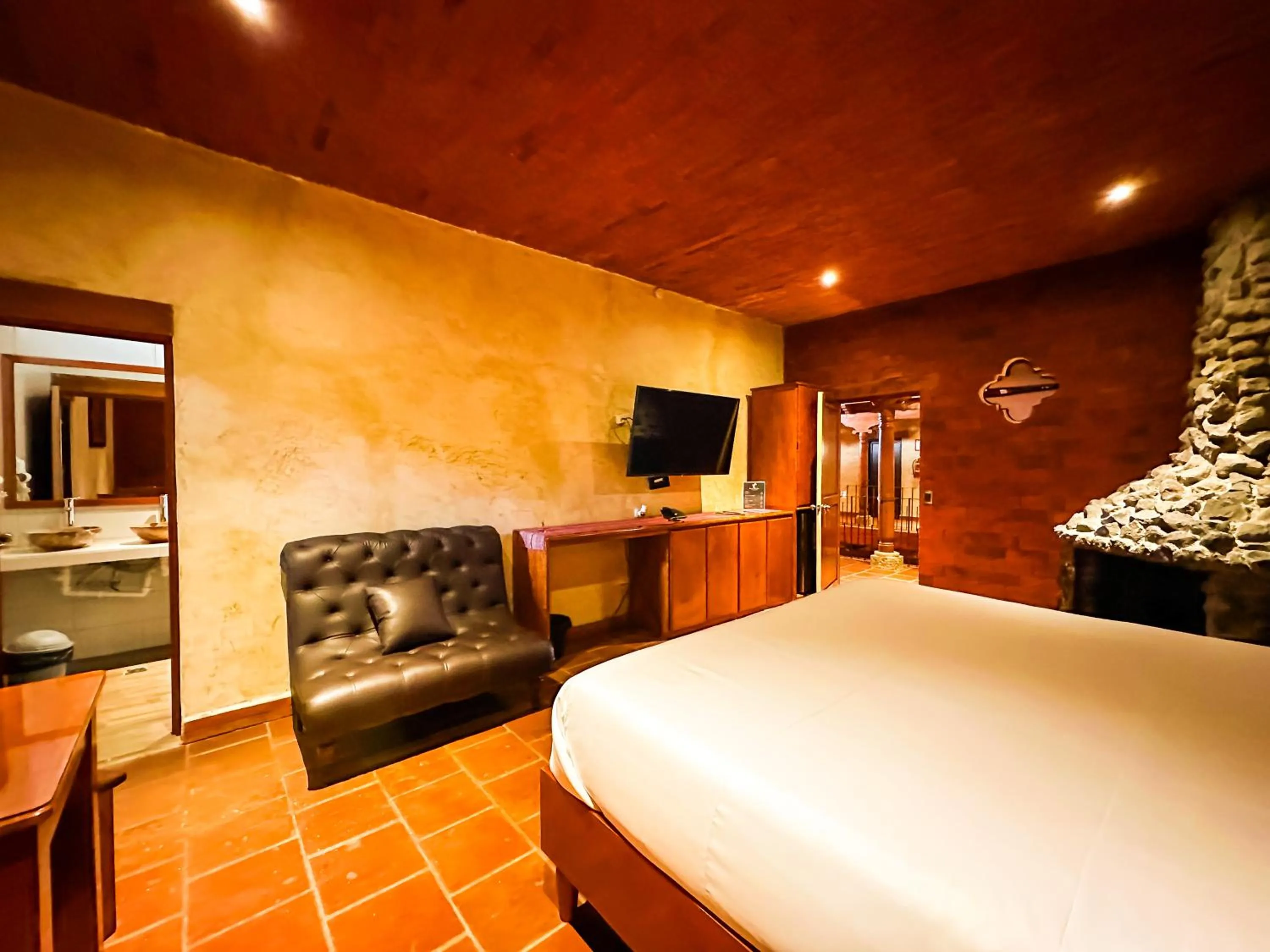 Bed in Le Suisse Spa