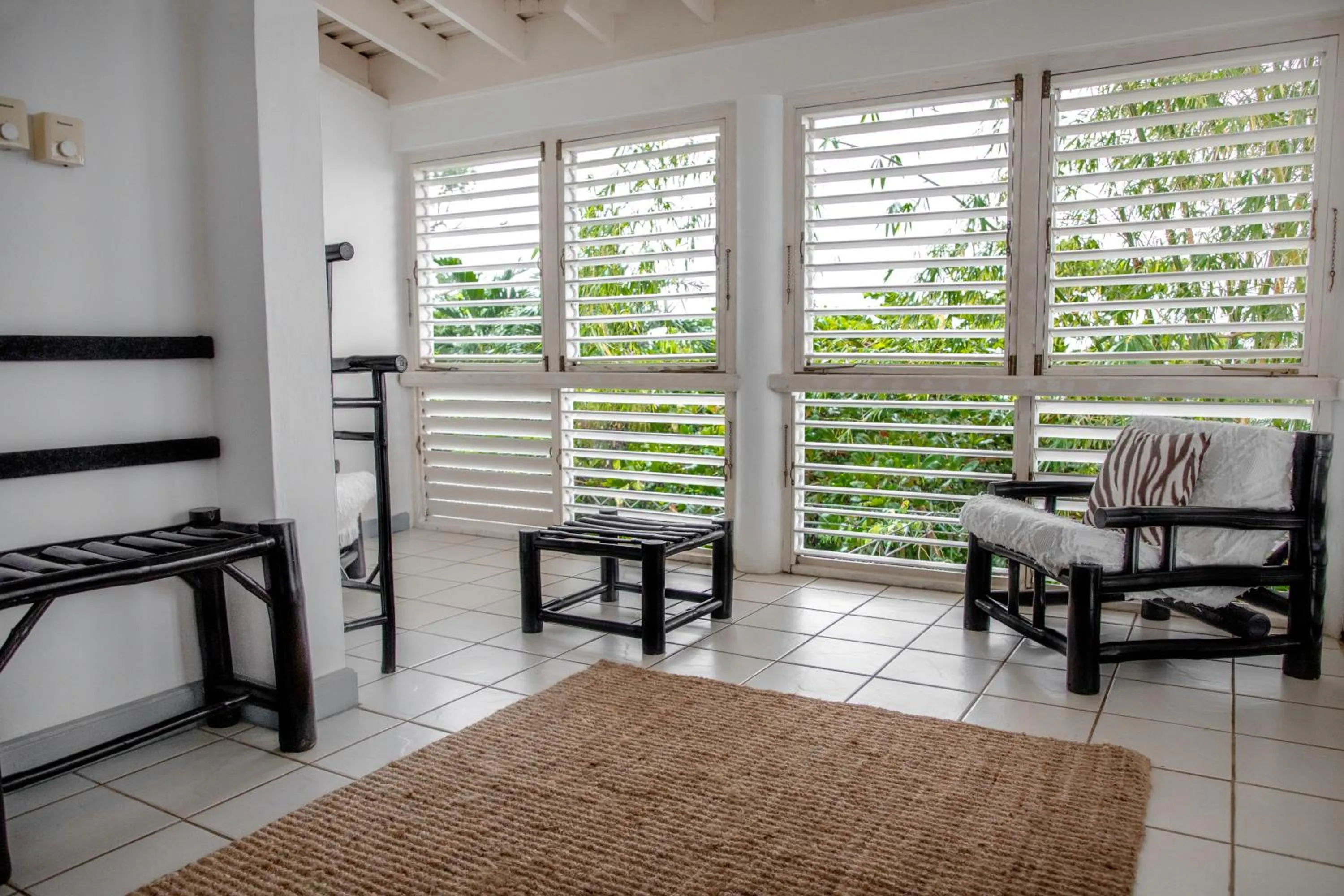 Seating area in LF Jungle Retreat