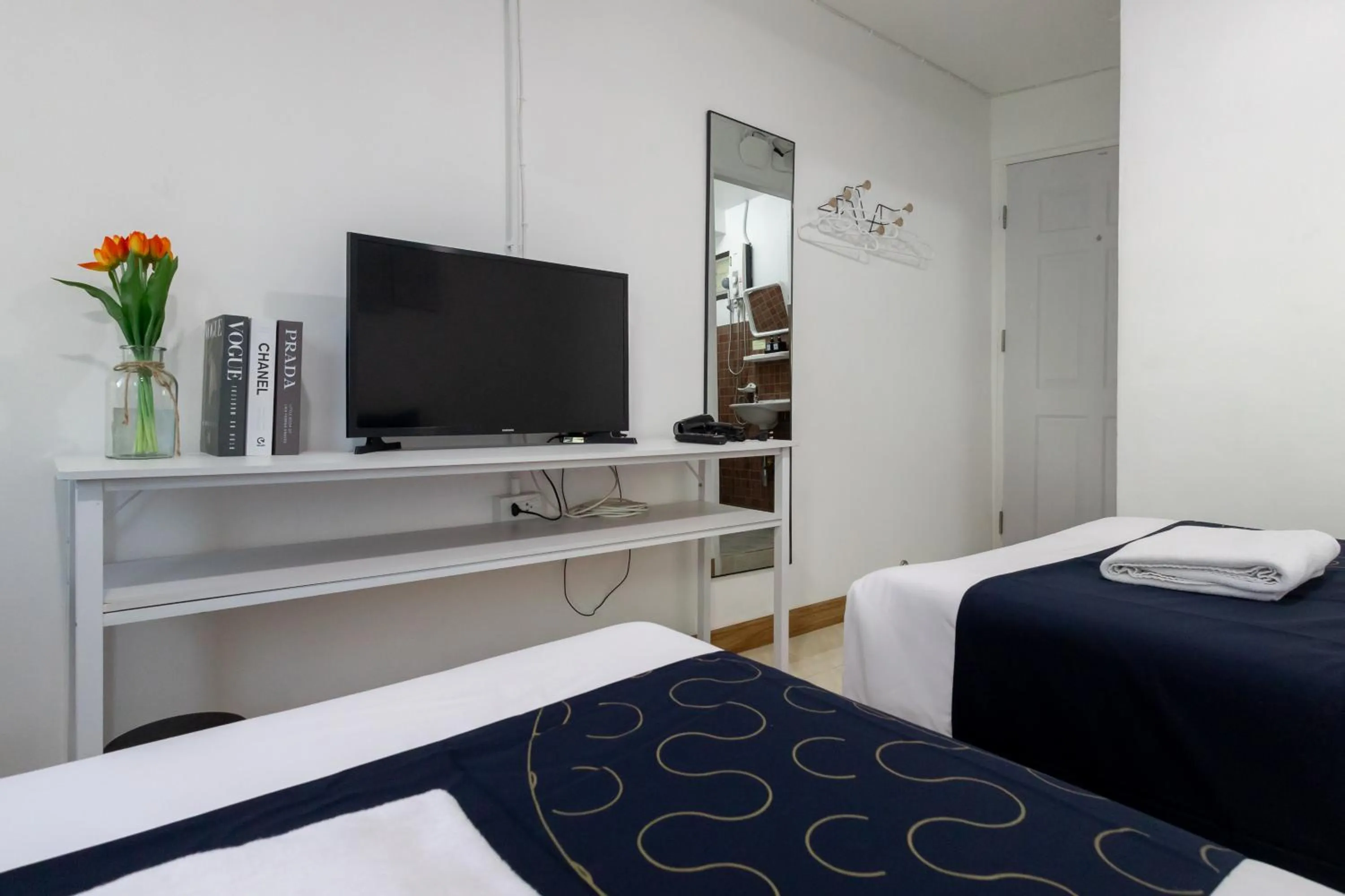 TV and multimedia, Bed in Nature Boutique Residence