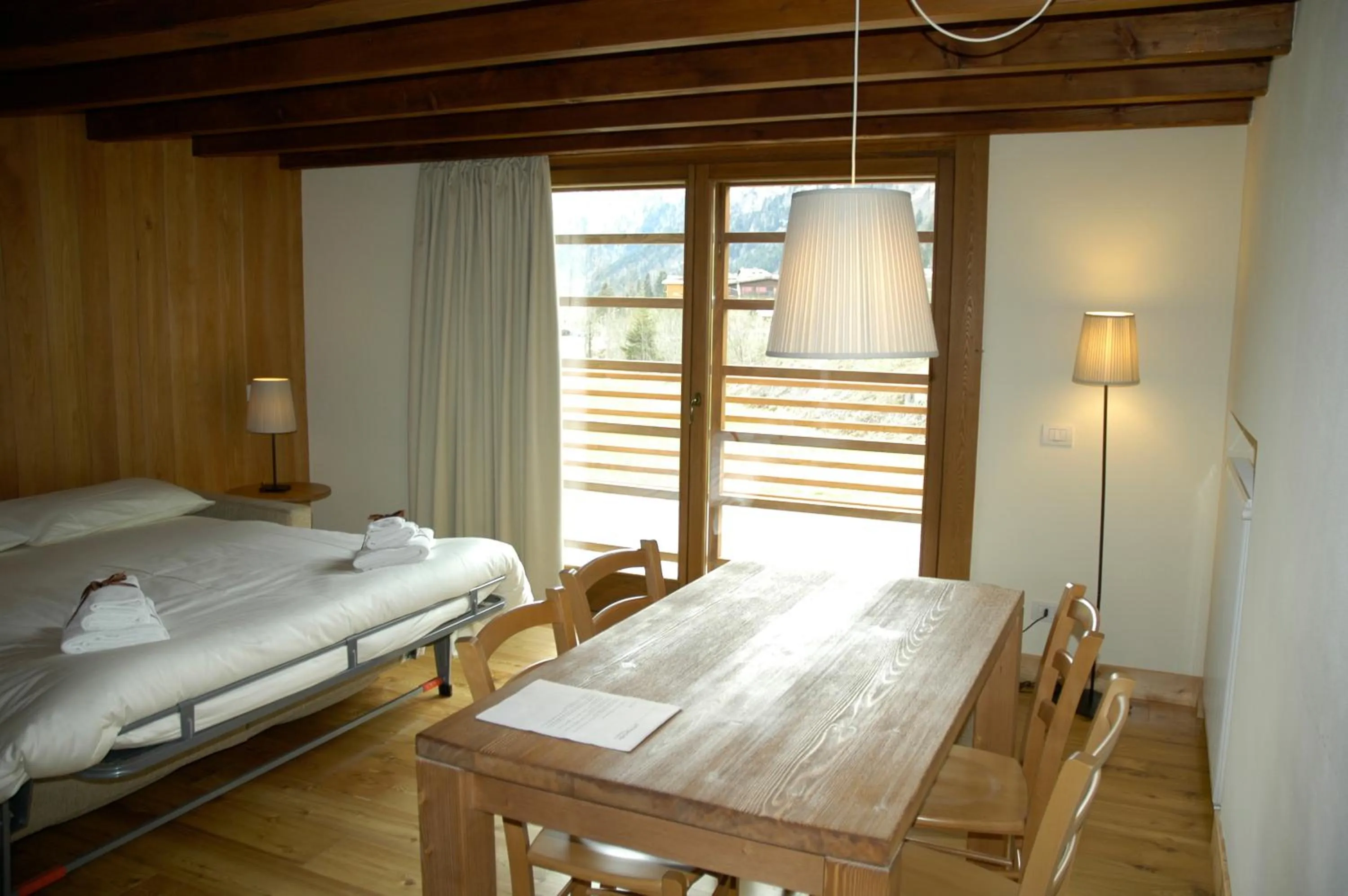 Photo of the whole room, Bed in Pietre Gemelle Resort