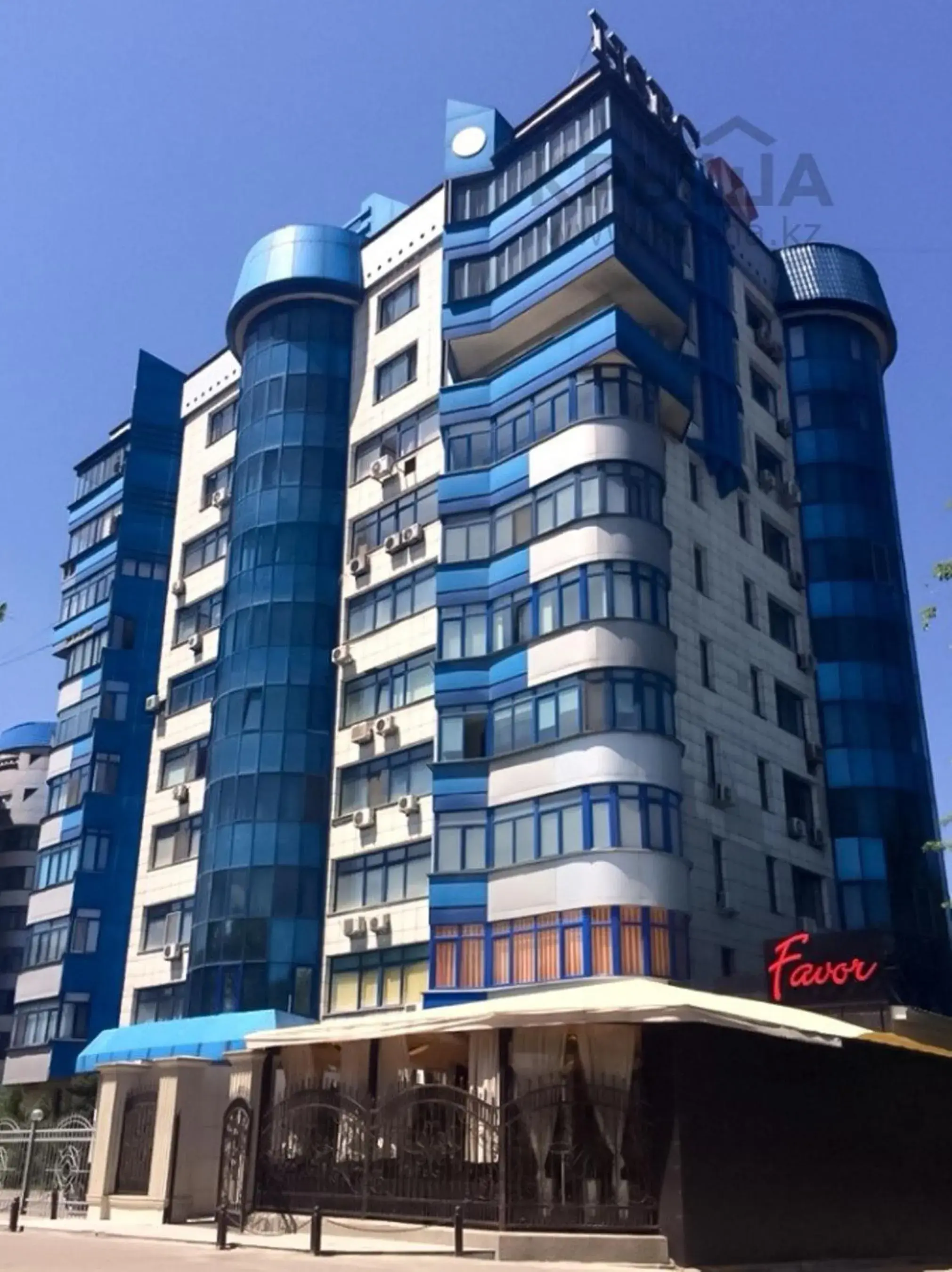 Facade/entrance in Apart Hotel 5 Facade/entrance in Apart Hotel 5