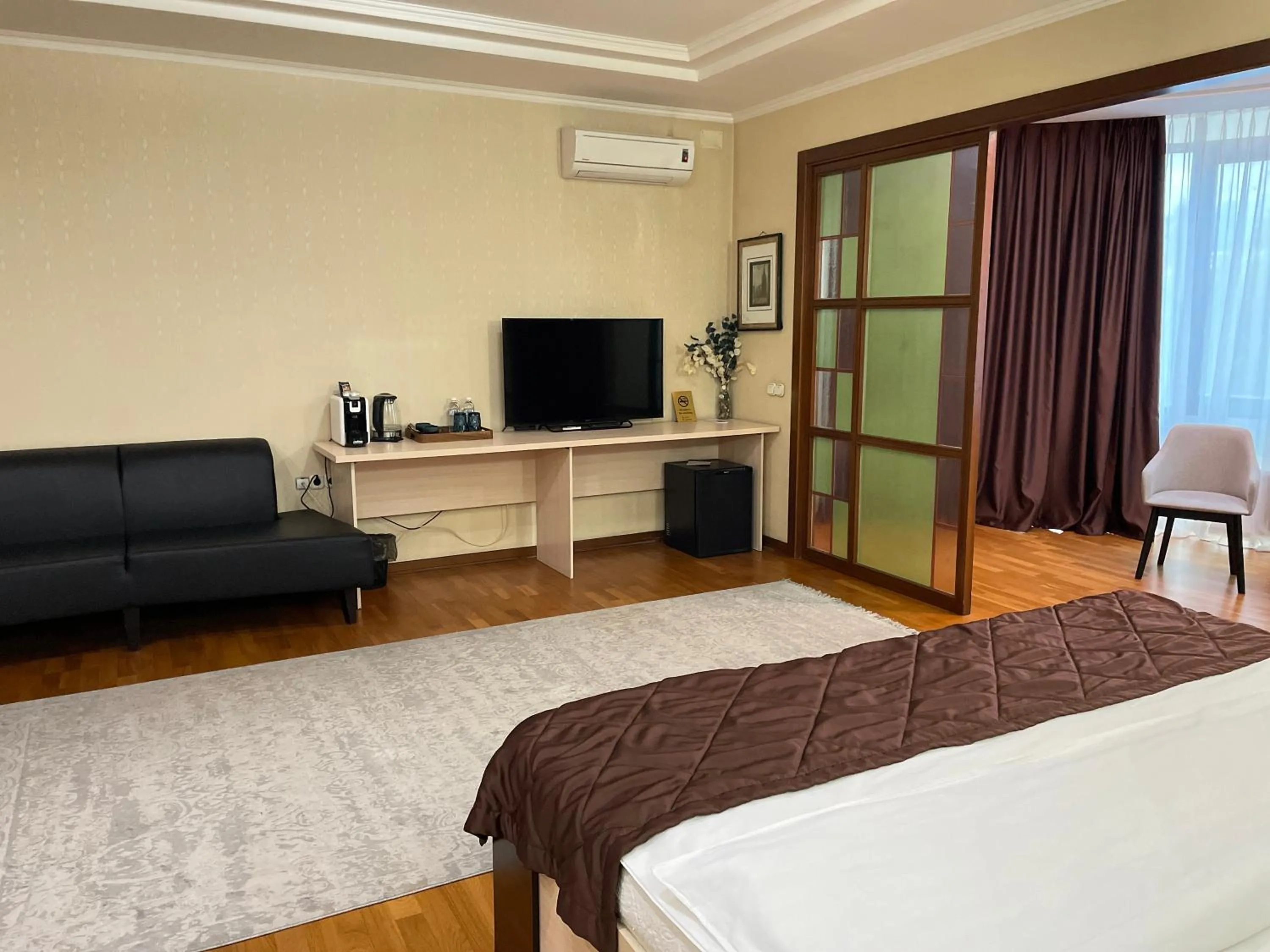 TV and multimedia, Bed in Apart Hotel 5