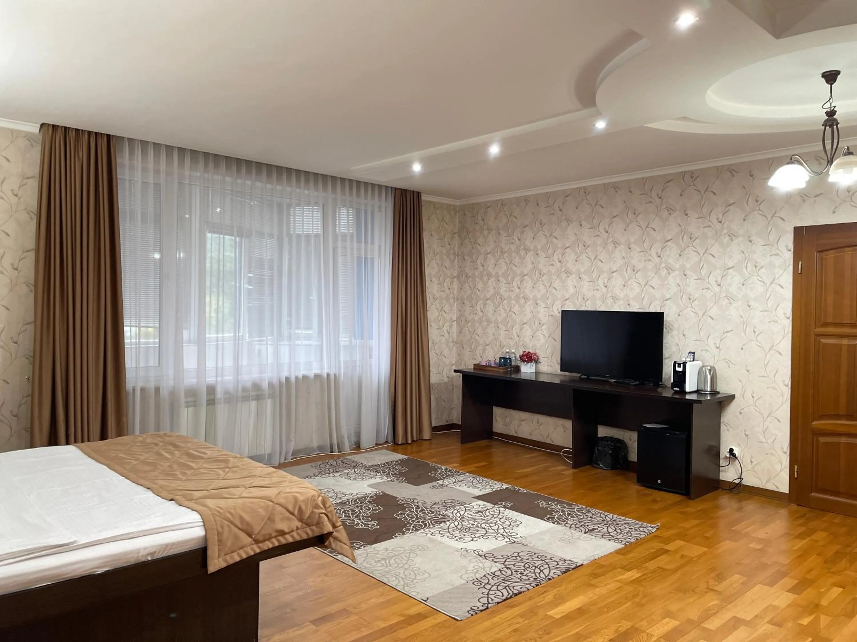 Photo of the whole room, Bed in Apart Hotel 5