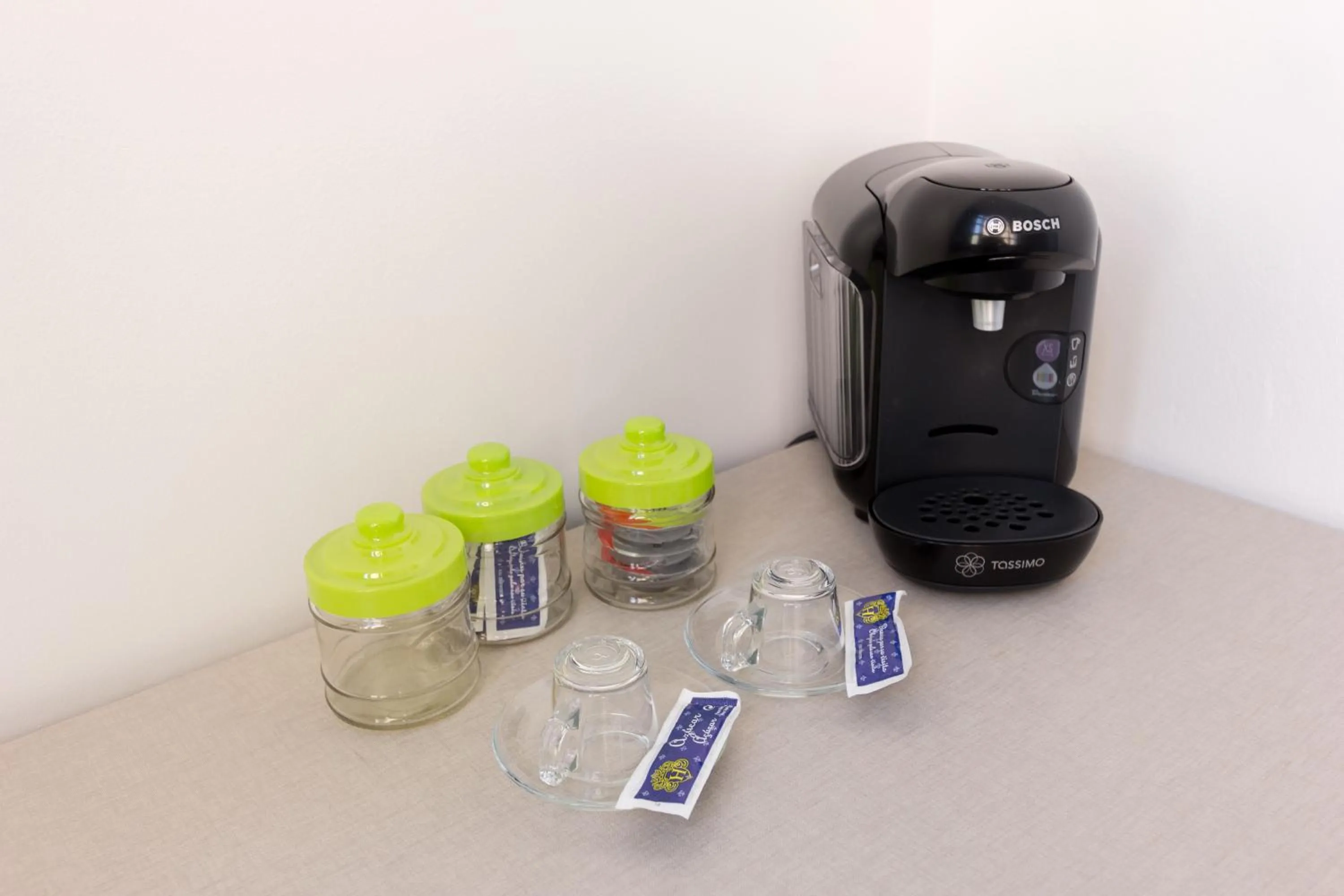 Coffee/tea facilities in Hostalin Barcelona Passeig de Gracia