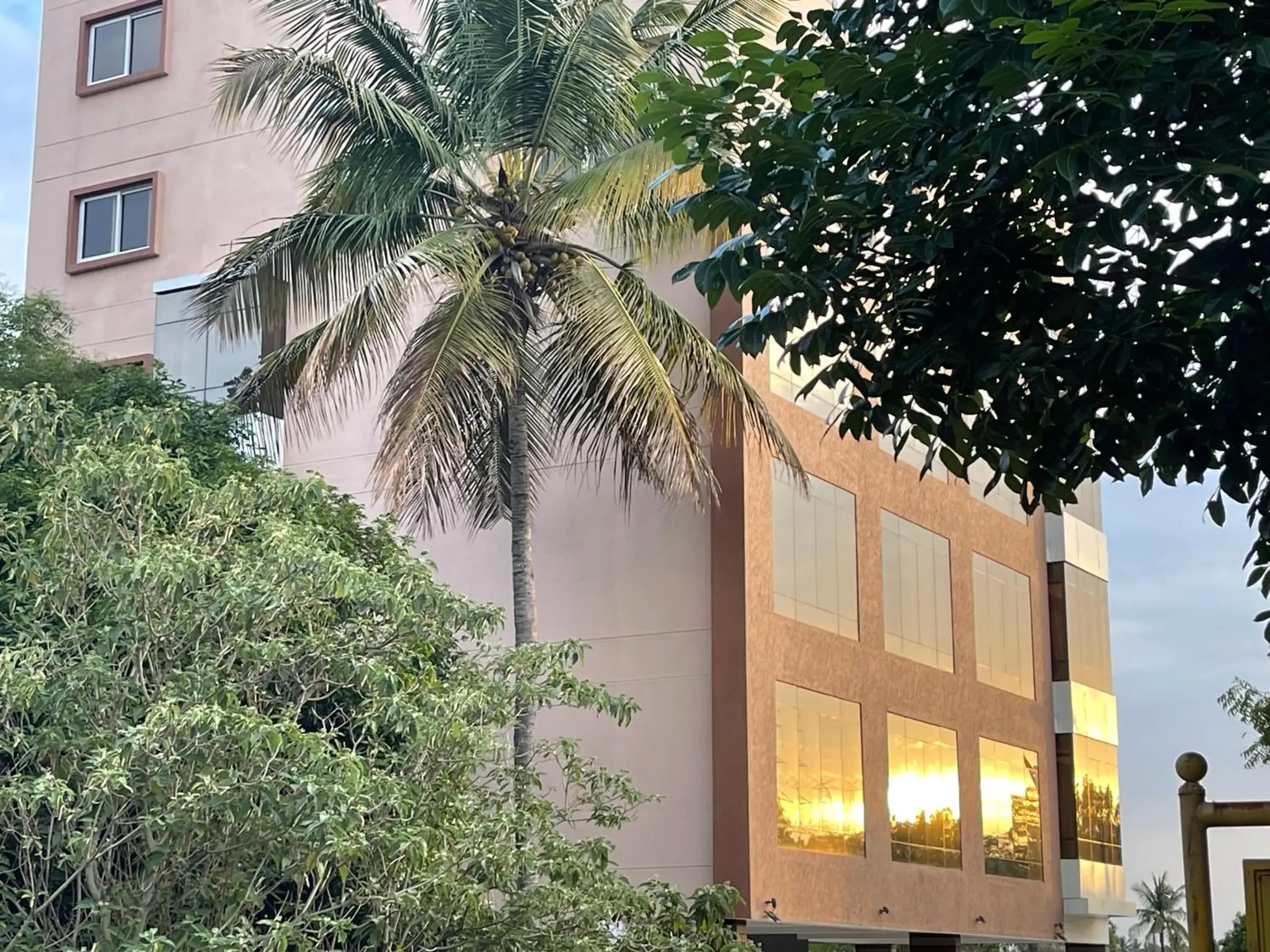 Hotel Aashraya Hotel Aashraya