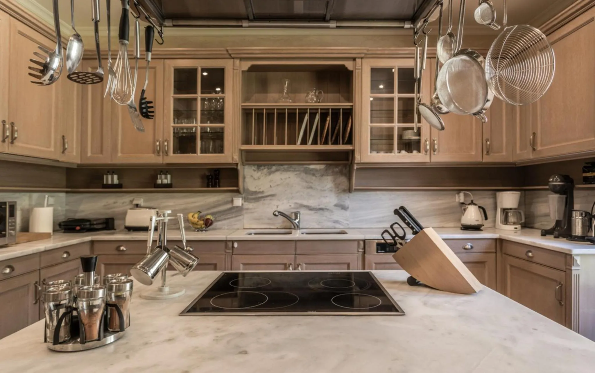 Kitchen or kitchenette in Villa Veneziano Lefkada