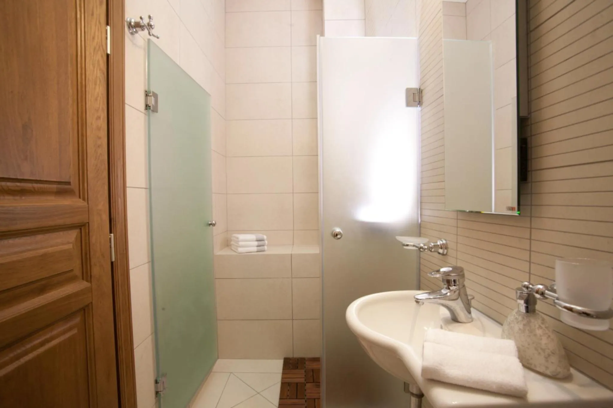 Shower in Villa Veneziano Lefkada