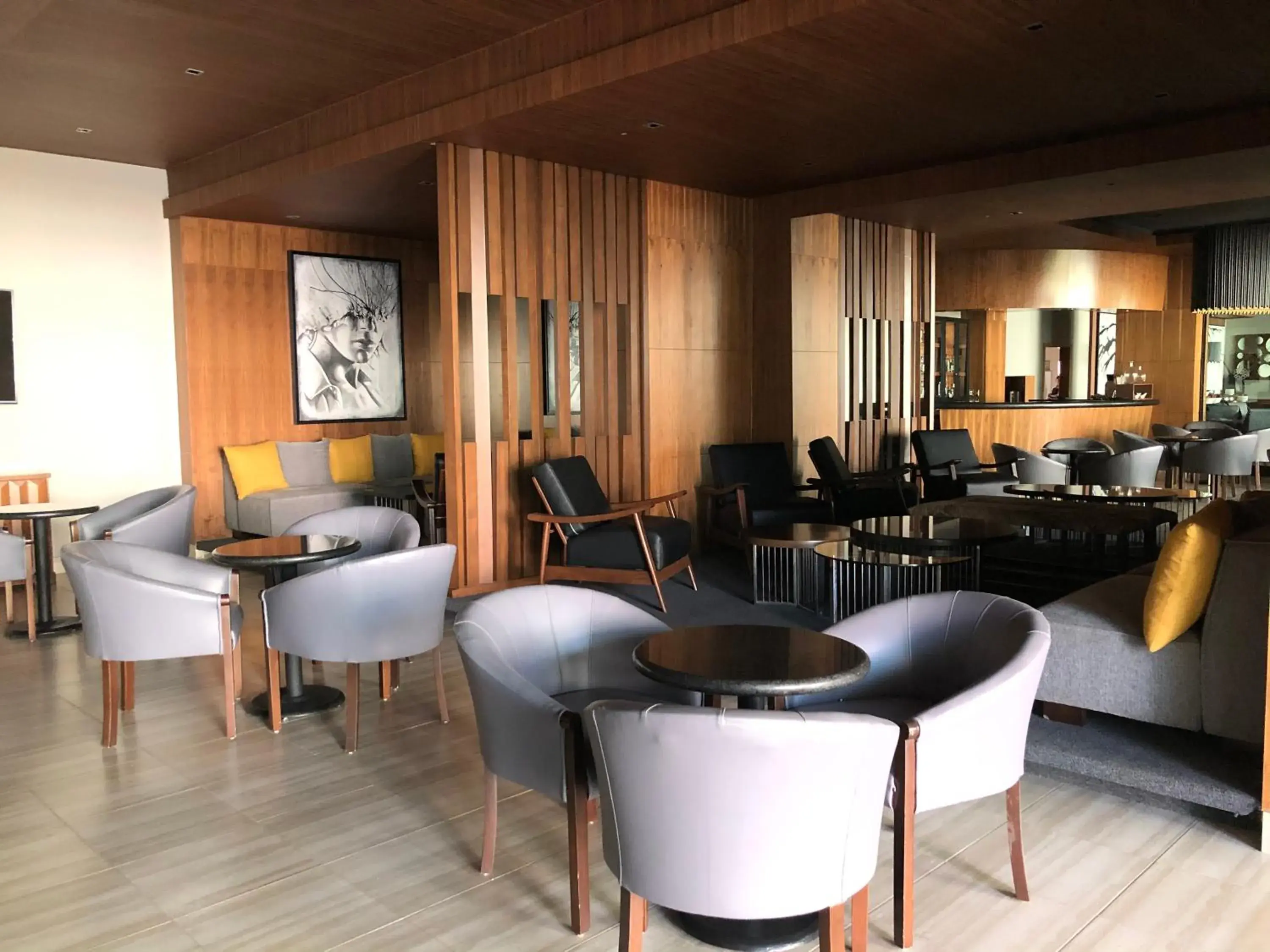 Lounge or bar in Hotel Real de Minas Bajio Lounge or bar in Hotel Real de Minas Bajio