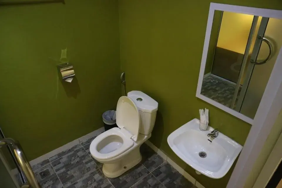 Shower in Baloi View Apartment Shower in Baloi View Apartment