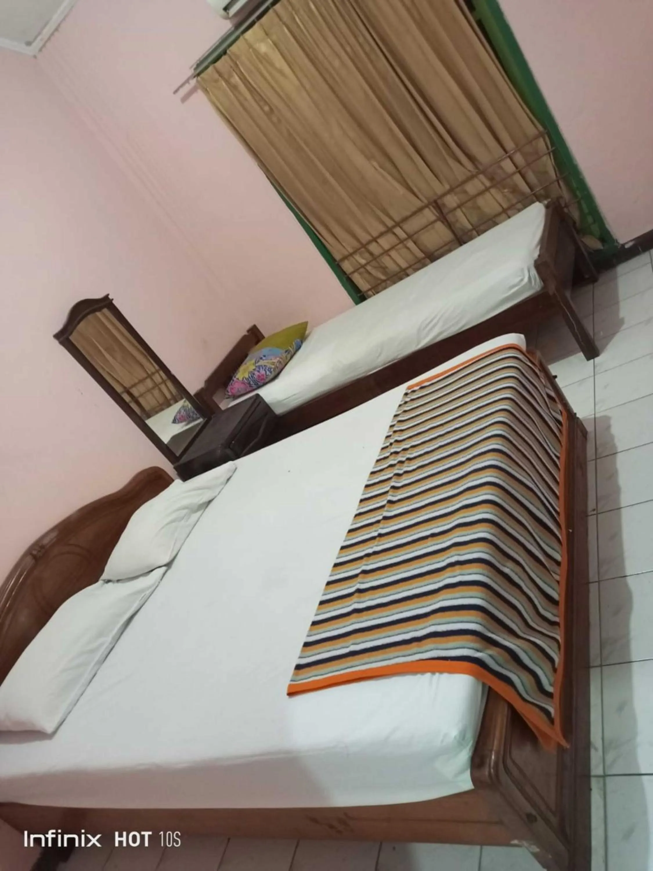 Bedroom, Bed in Hotel Tirtonadi Permai
