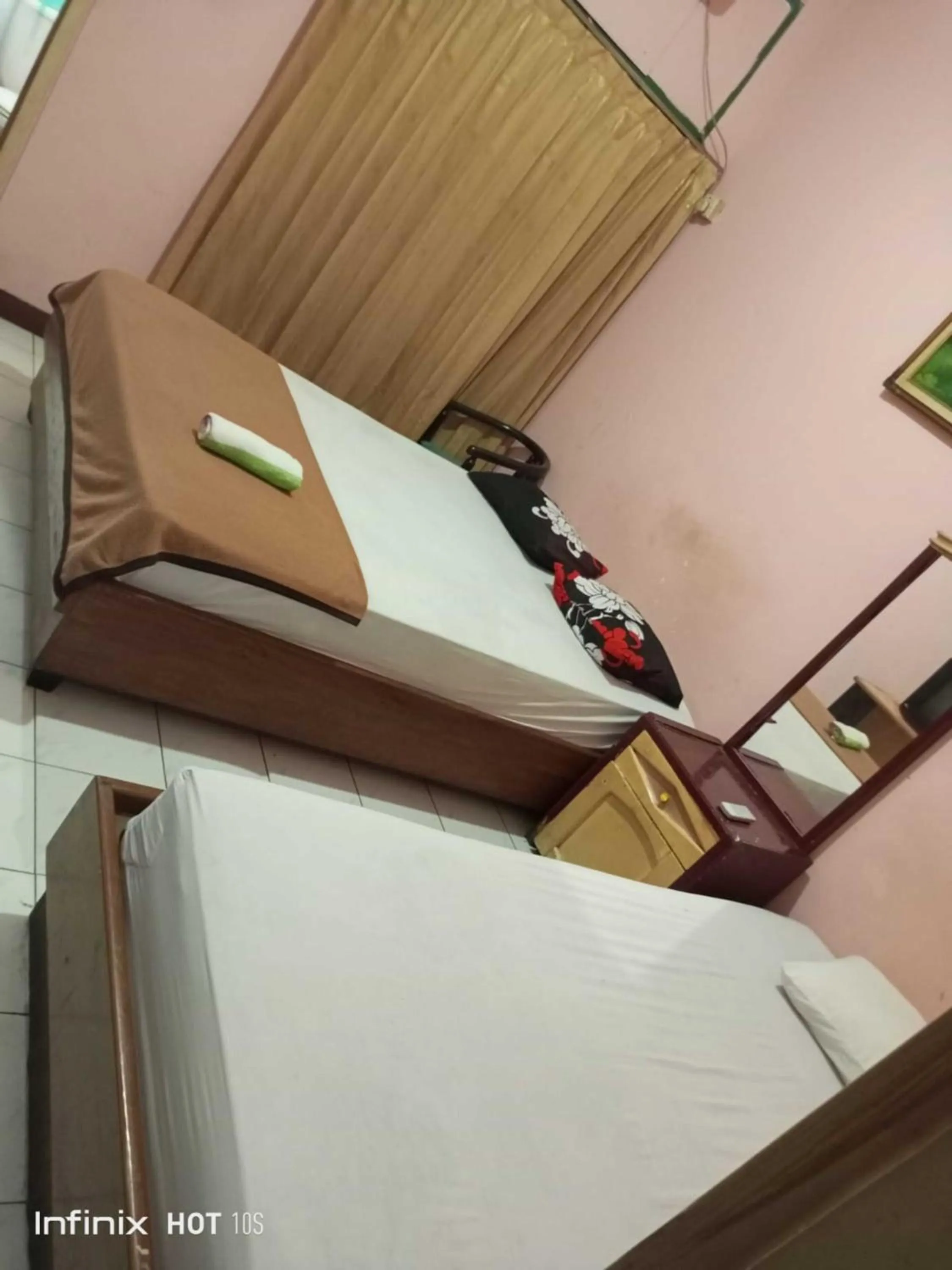 Bedroom, Bed in Hotel Tirtonadi Permai