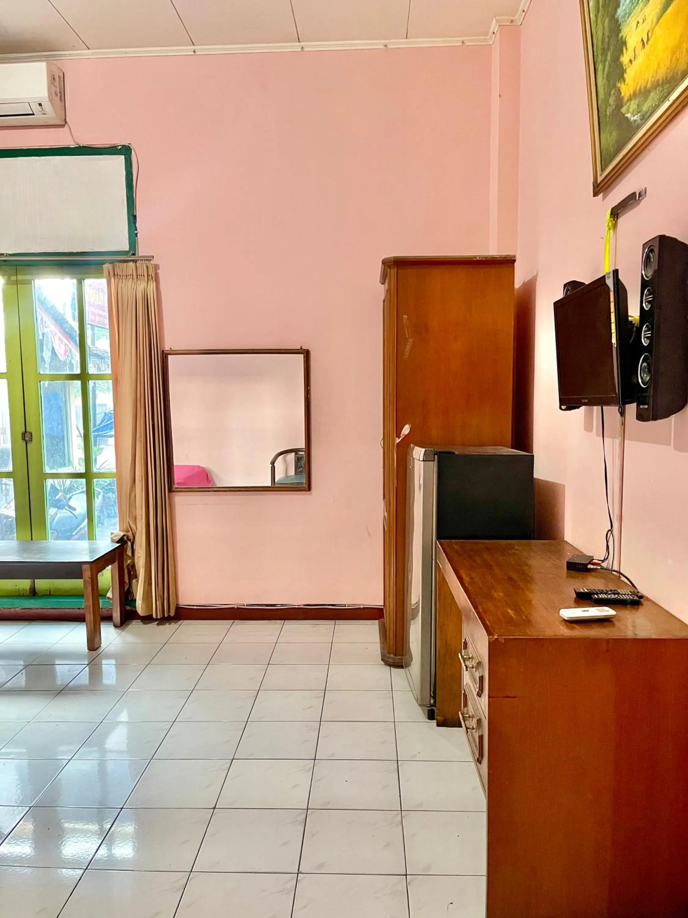 Bedroom in Hotel Tirtonadi Permai