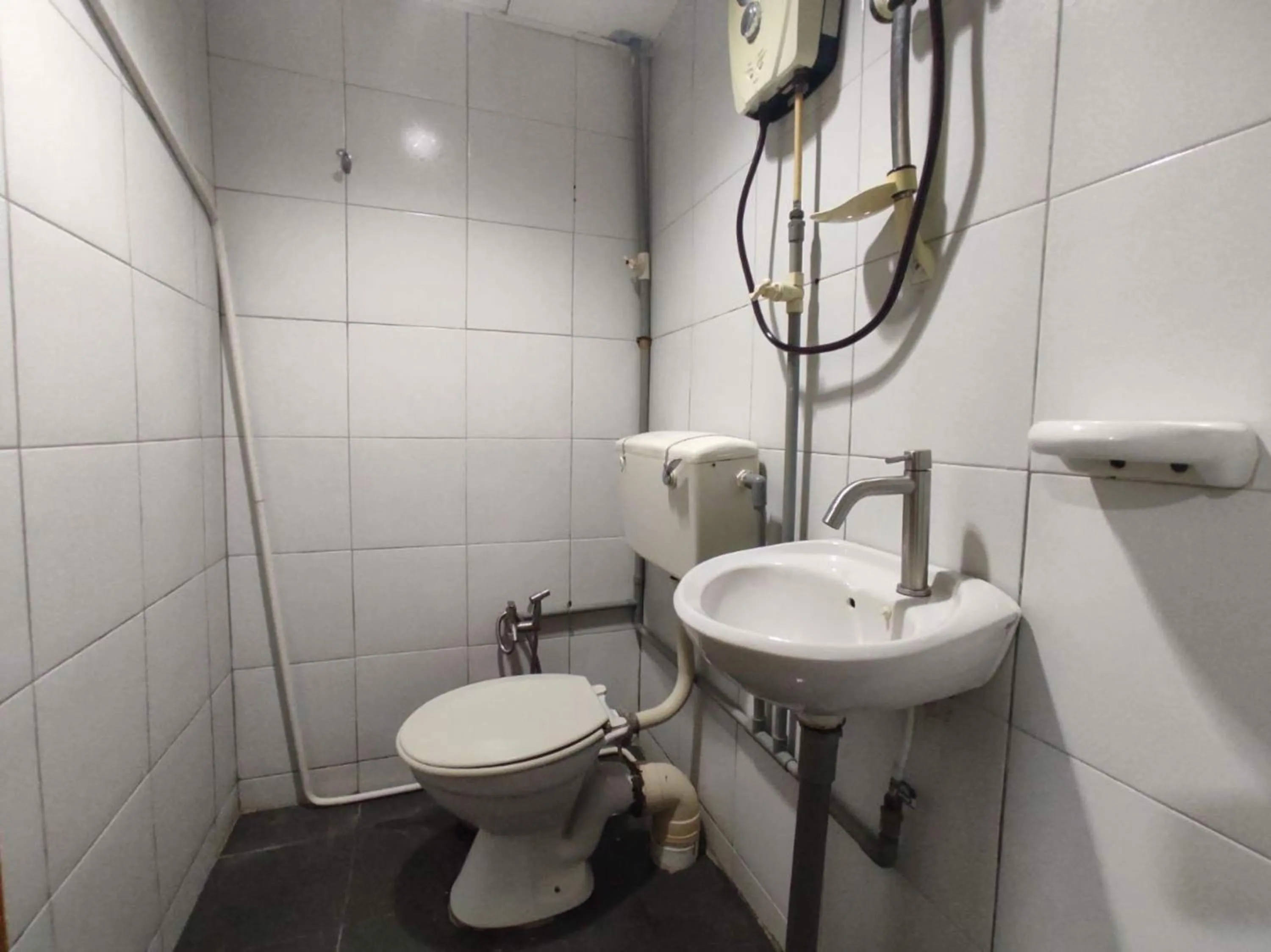 Bathroom in Hotel O 59