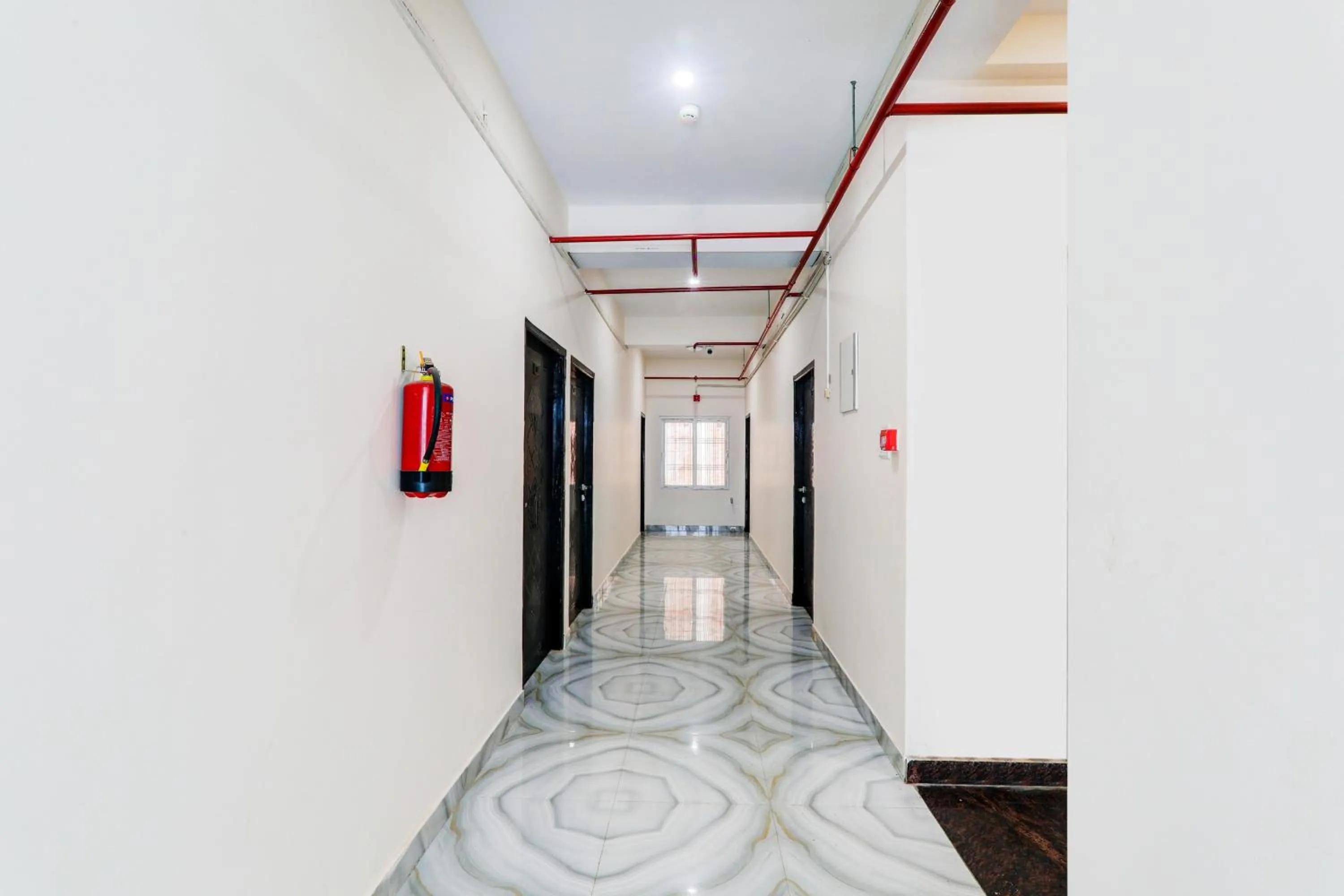 Lobby or reception in Super Collection O Chitaipur IIT BHU Campus Varanasi