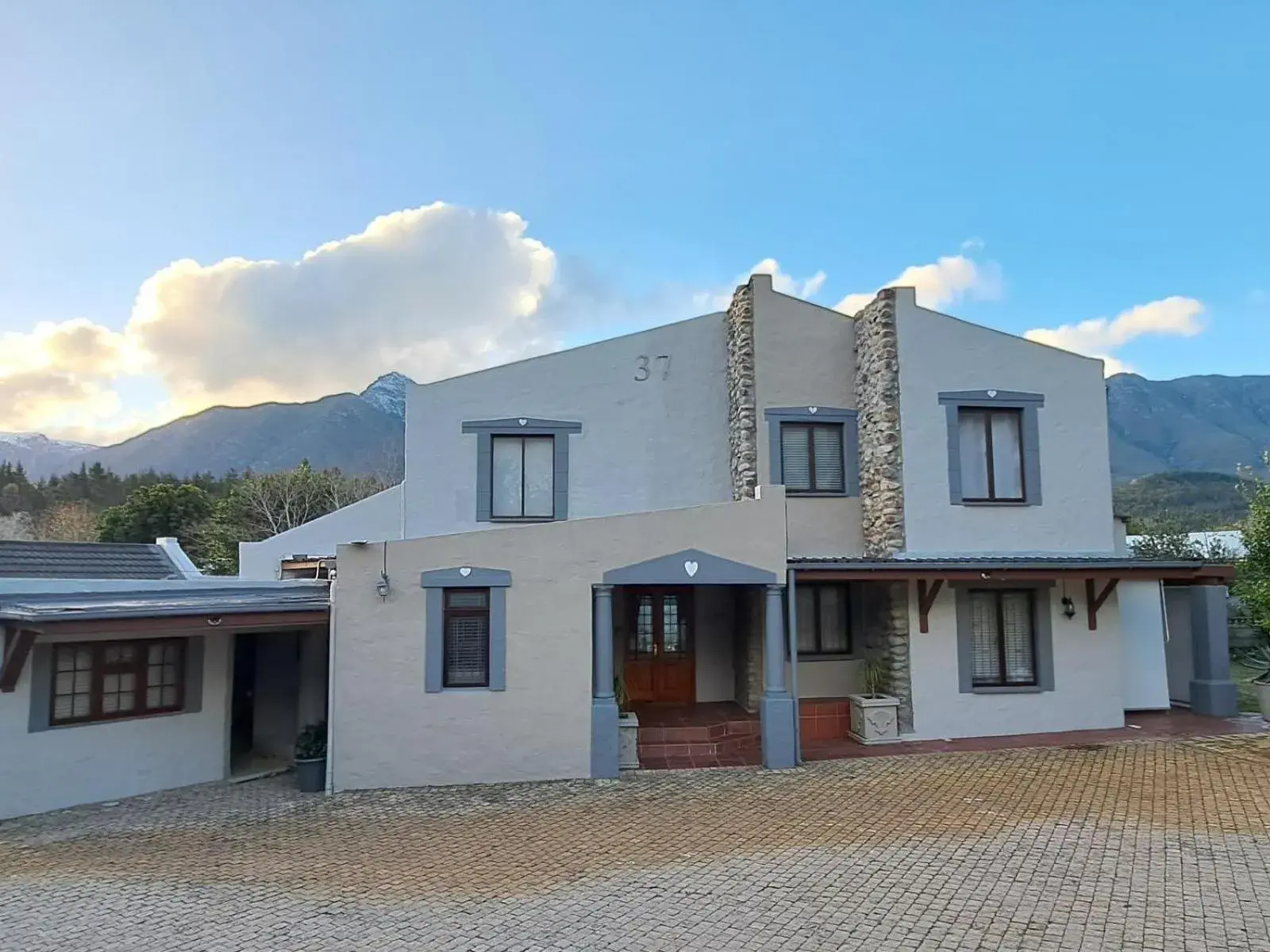 Grace Walk Guest House Grace Walk Guest House