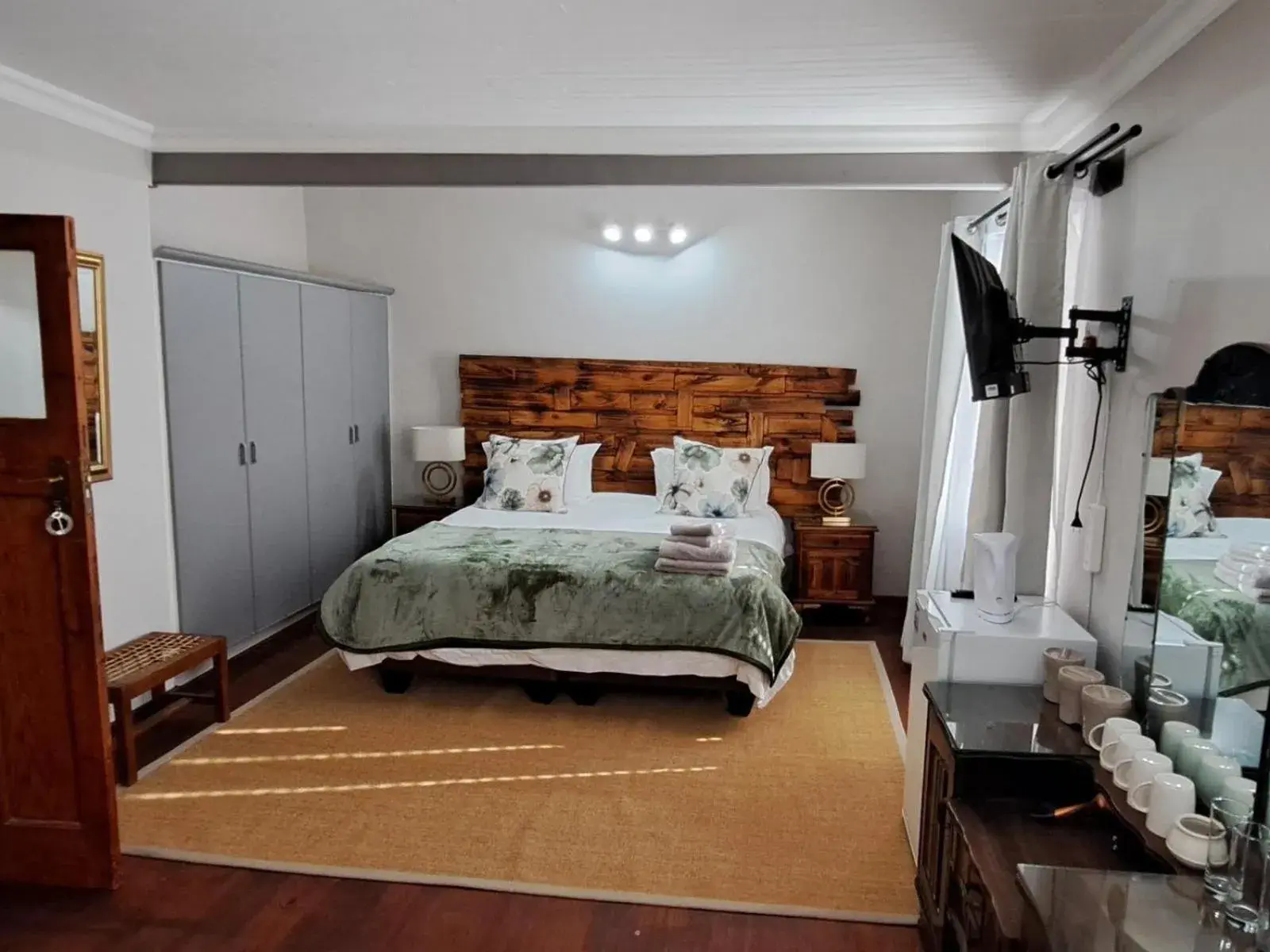 King Room in Grace Walk Guest House King Room in Grace Walk Guest House